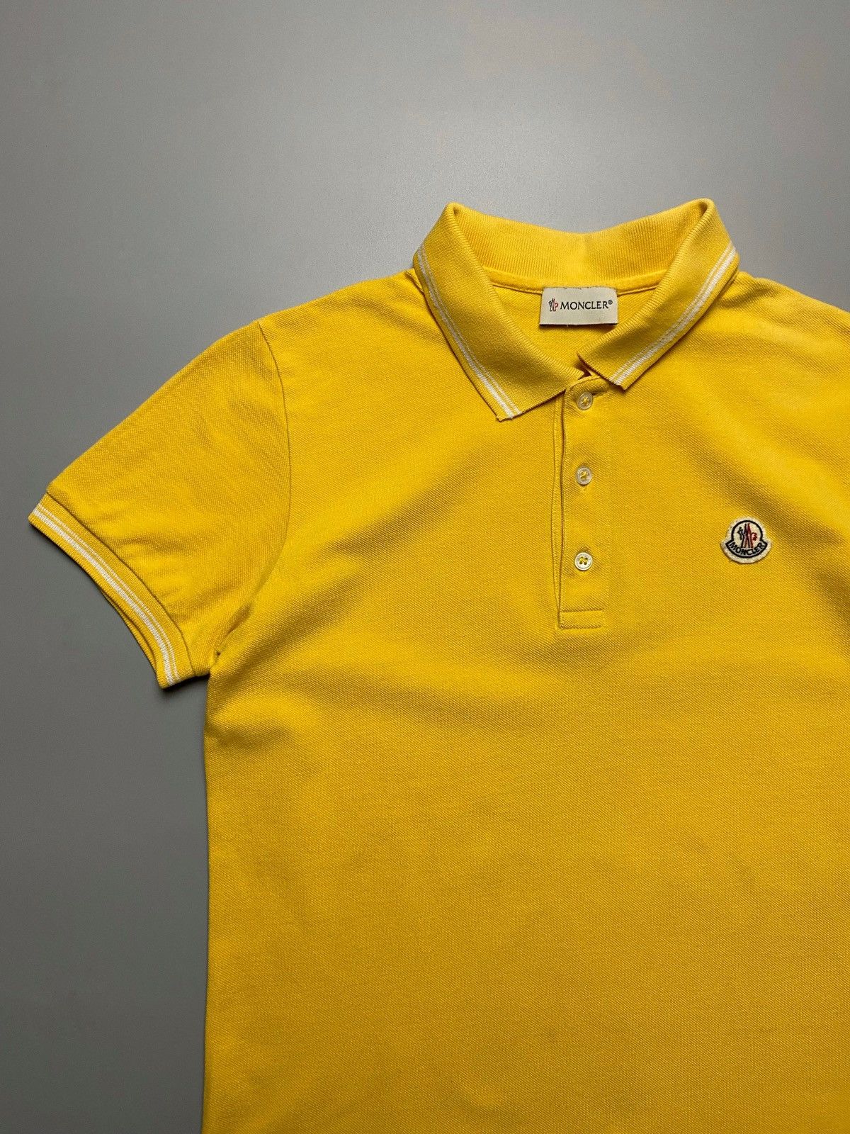 Moncler Moncler Yellow Polo Shirt 12/152 Size XS / US 0-2 / IT 36-38 - 4 Thumbnail