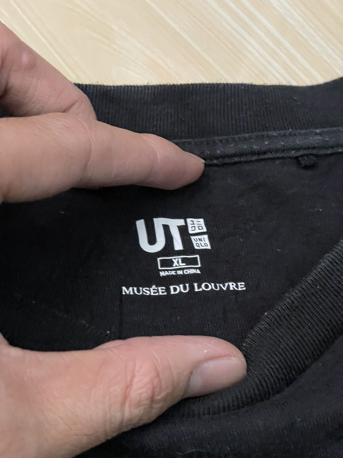 Uniqlo Uniqlo x muse du louvre Size US L / EU 52-54 / 3 - 4 Thumbnail