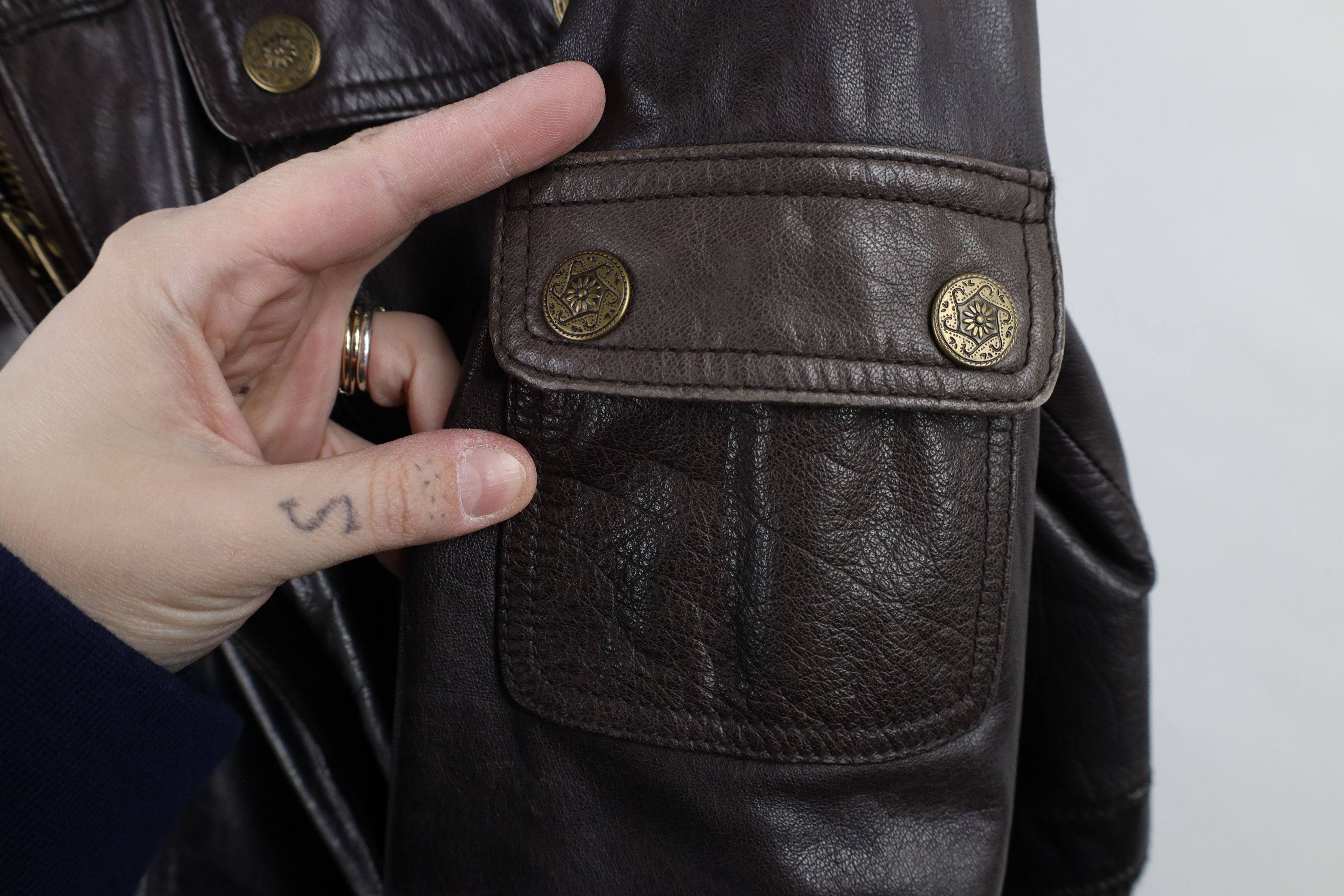 Vintage Vintage 90s Streetwear Cropped Leather Motorcycle Jacket Size M / US 6-8 / IT 42-44 - 4 Thumbnail