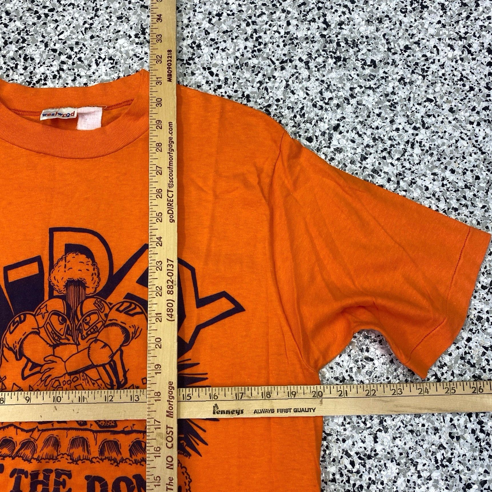 Vintage VINTAGE Westwood T Shirt Graphic 1978 D-Day At the Dome Sports graphic Sz Large Orange Mens Shirt 70s 80s California Funny Sports Size US L / EU 52-54 / 3 - 2 Thumbnail