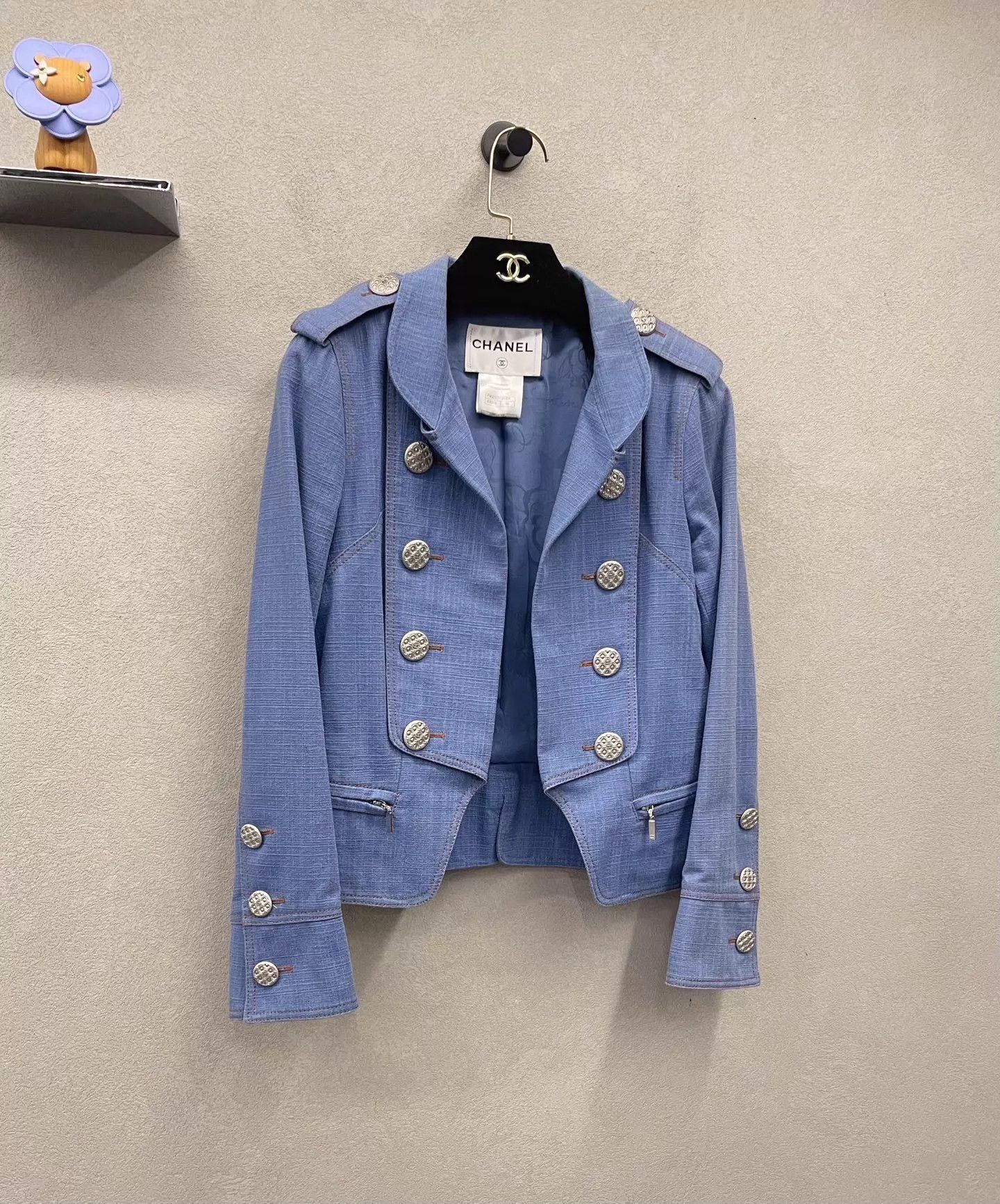 Chanel Chanel Mist Blue epaulet double-breasted blazer size 36 Size XS / US 0-2 / IT 36-38 - 3 Thumbnail