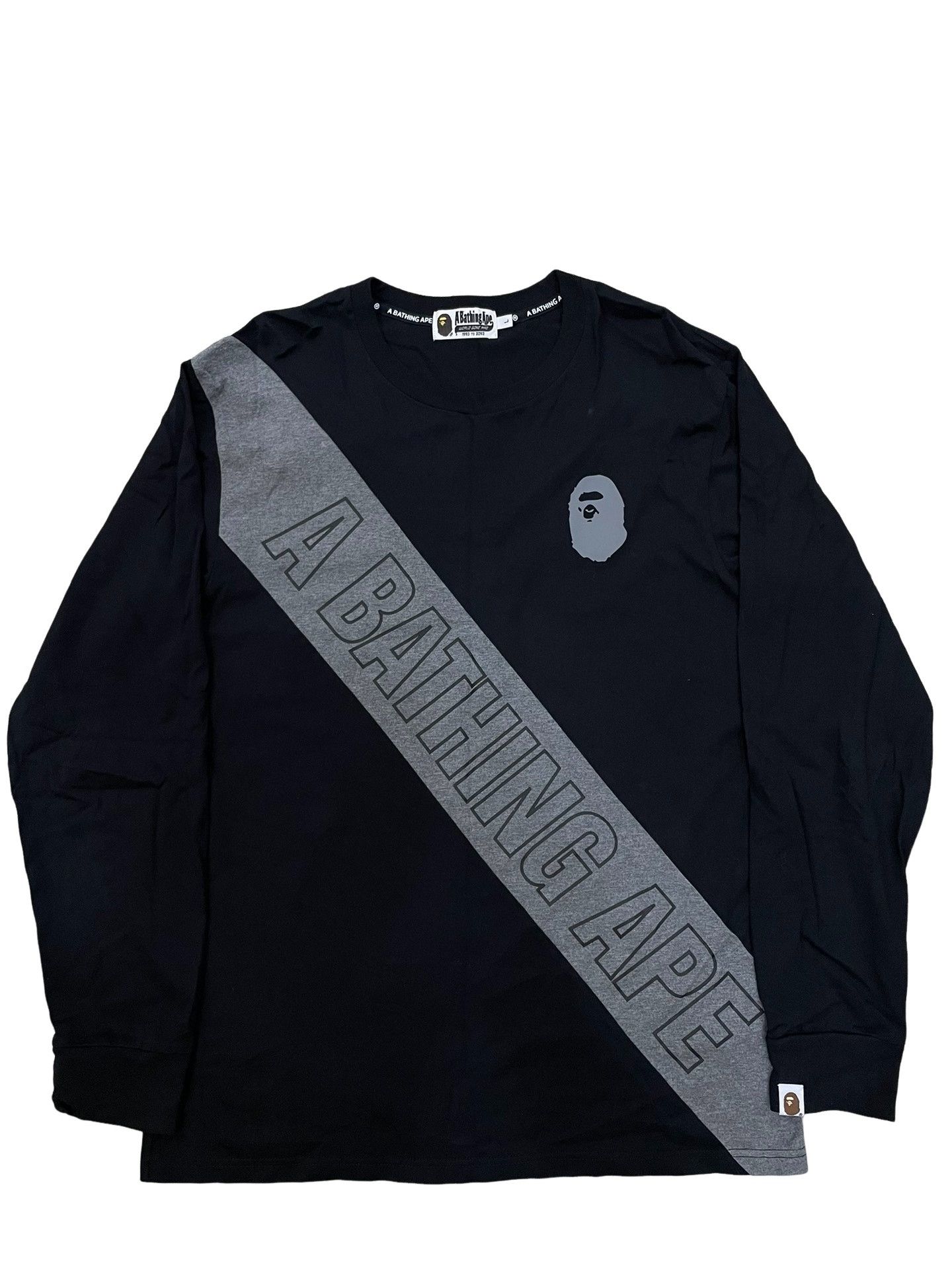 Bape A Bathing Ape Busy Works Long Sleeve T-Shirt Size L Size US L / EU 52-54 / 3 - 1 Thumbnail