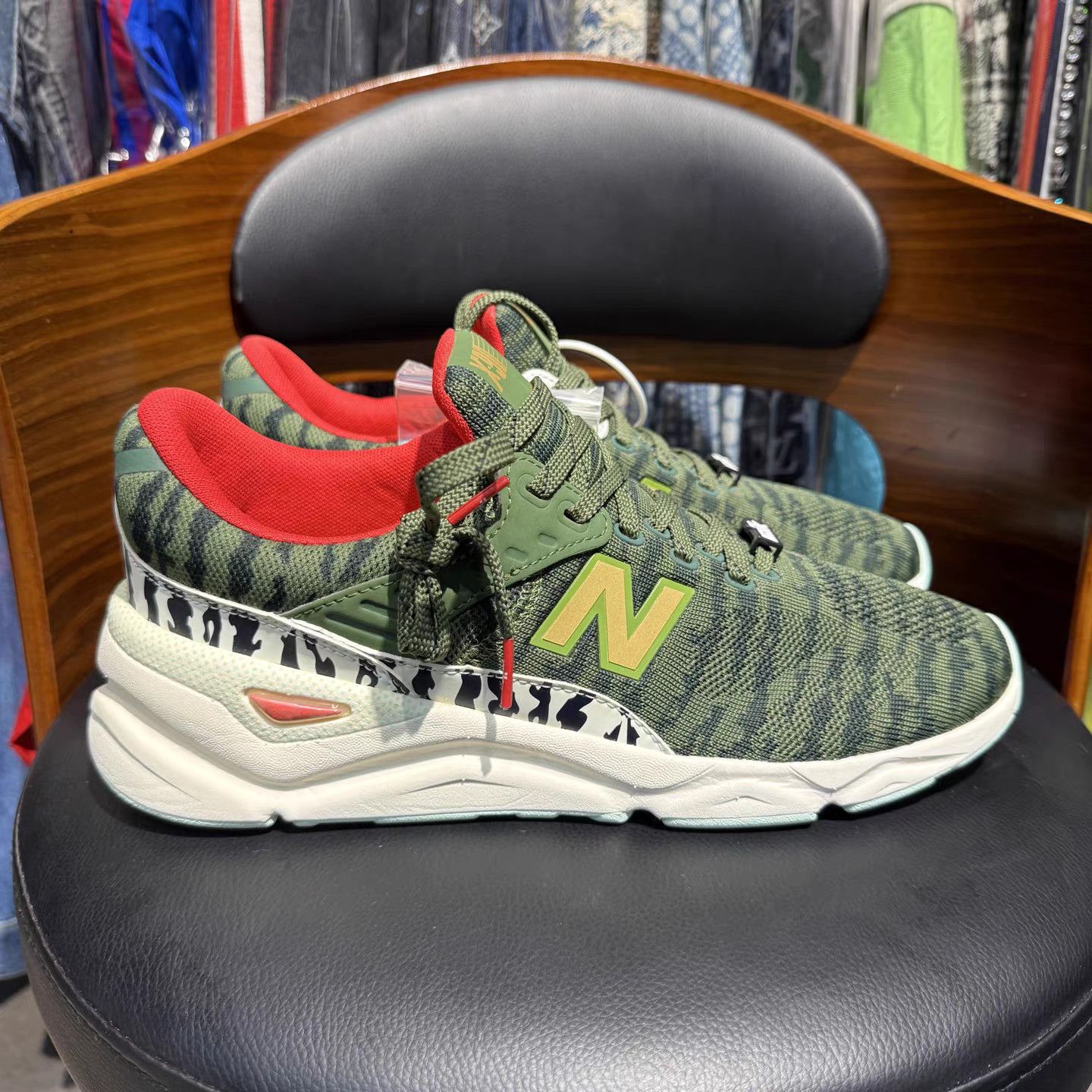 New Balance New Balance X-90 Watermelon Sneakers K15 Size US 11.5 / EU 44-45 - 4 Thumbnail