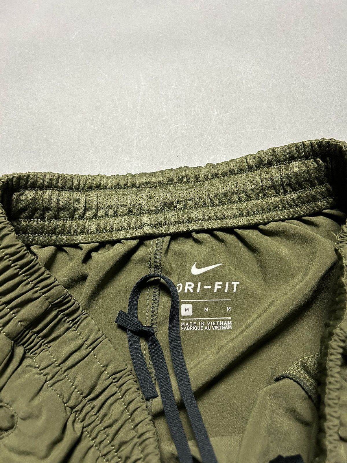 Nike × Vintage Nike vintage khaki track pants drill Y2K Size US 30 / EU 46 - 5 Thumbnail