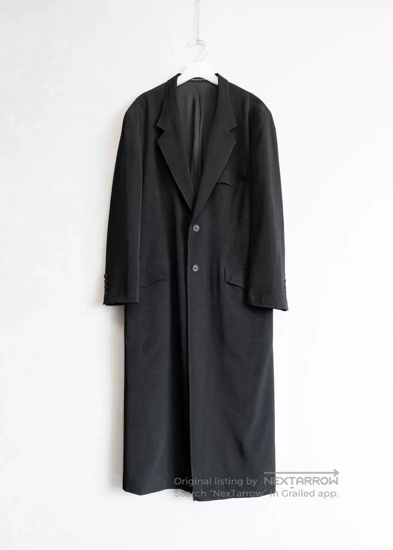 Yohji Yamamoto elegant black tailcoat with pleated design. Size M / US 6-8 / IT 42-44 - 1 Thumbnail
