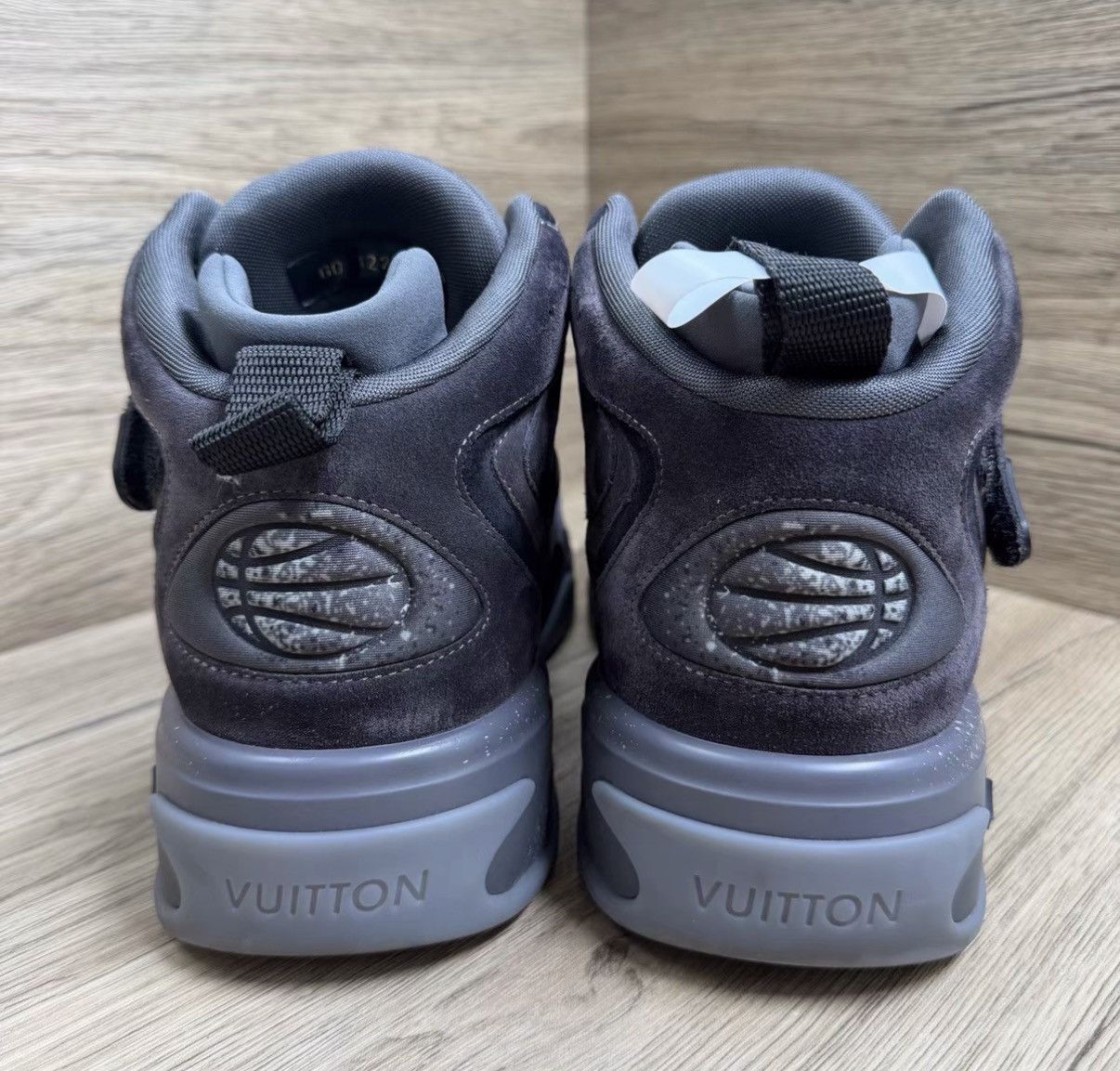 Louis Vuitton Louis Vuitton LV Trainer 2 Grey & Black Mid-Top Sneakers J41 Size US 8 / EU 41 - 3 Thumbnail