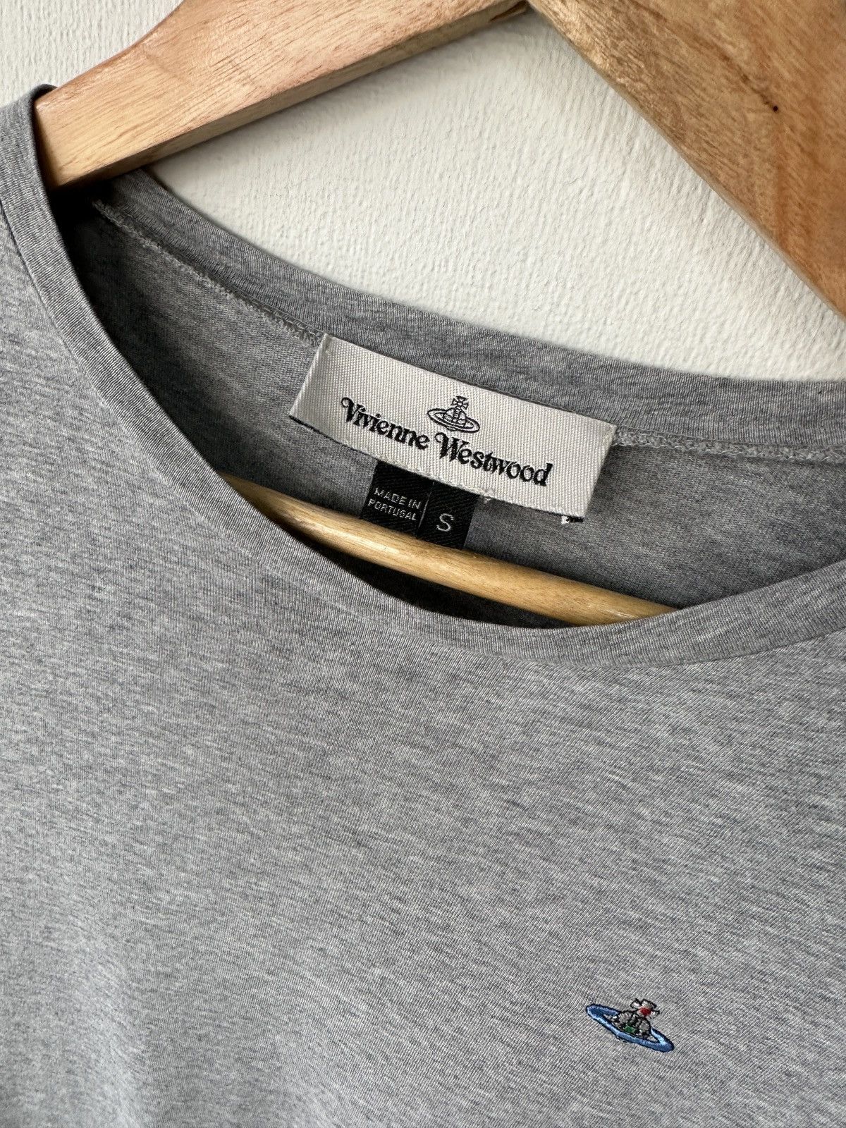 Vivienne Westwood VIVIENNE WESTWOOD Orb Logo Gray T-Shirt Men’s Size S Size US S / EU 44-46 / 1 - 5 Thumbnail