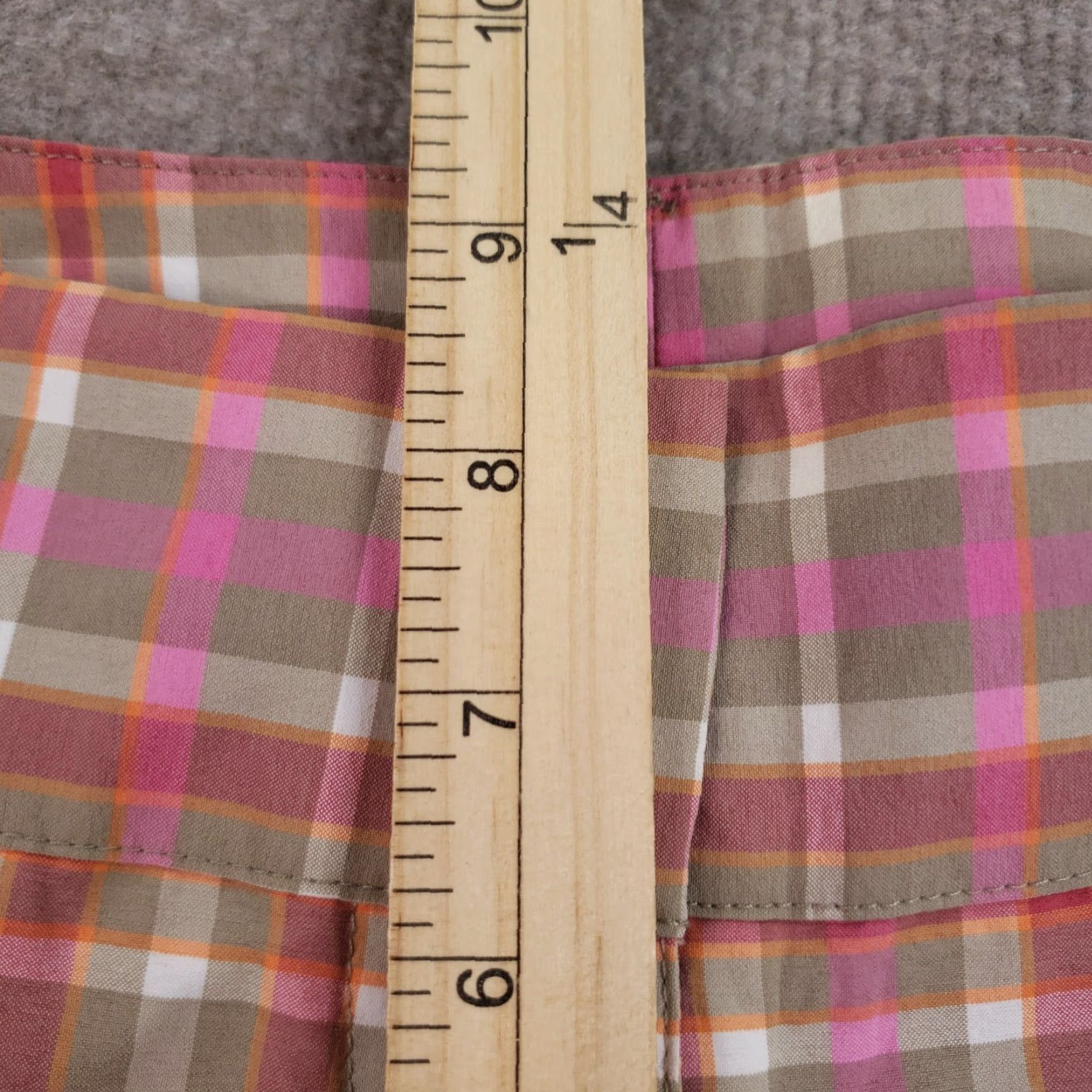 Adidas Adidas Women's Bermuda Shorts Pink Beige Plaid Size 4 Regular Lightweight Size 27" / US 4 / IT 40 - 7 Thumbnail