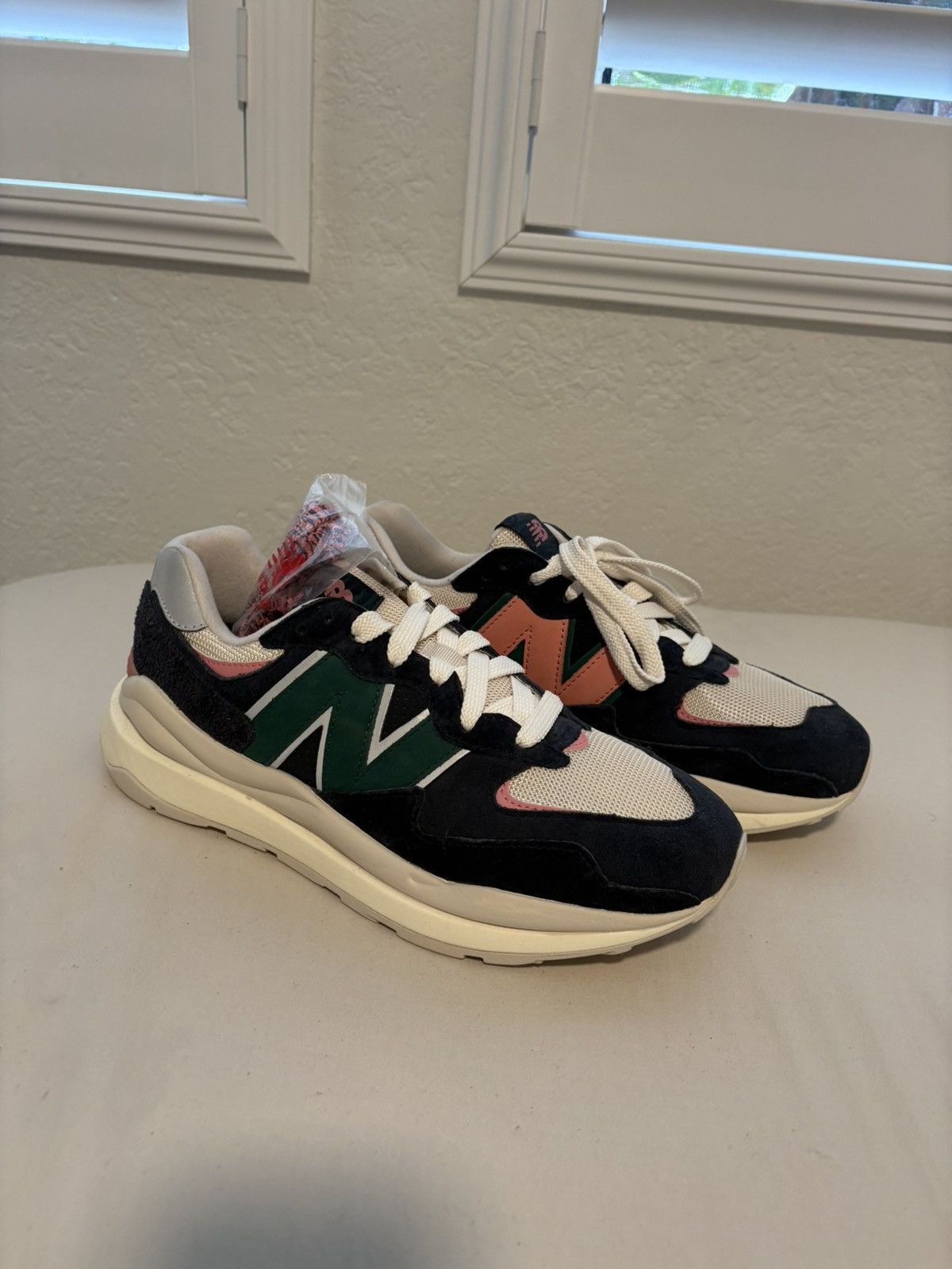 New Balance Never worn New Balance 57/40 Size US 10.5 / EU 43-44 - 1 Thumbnail