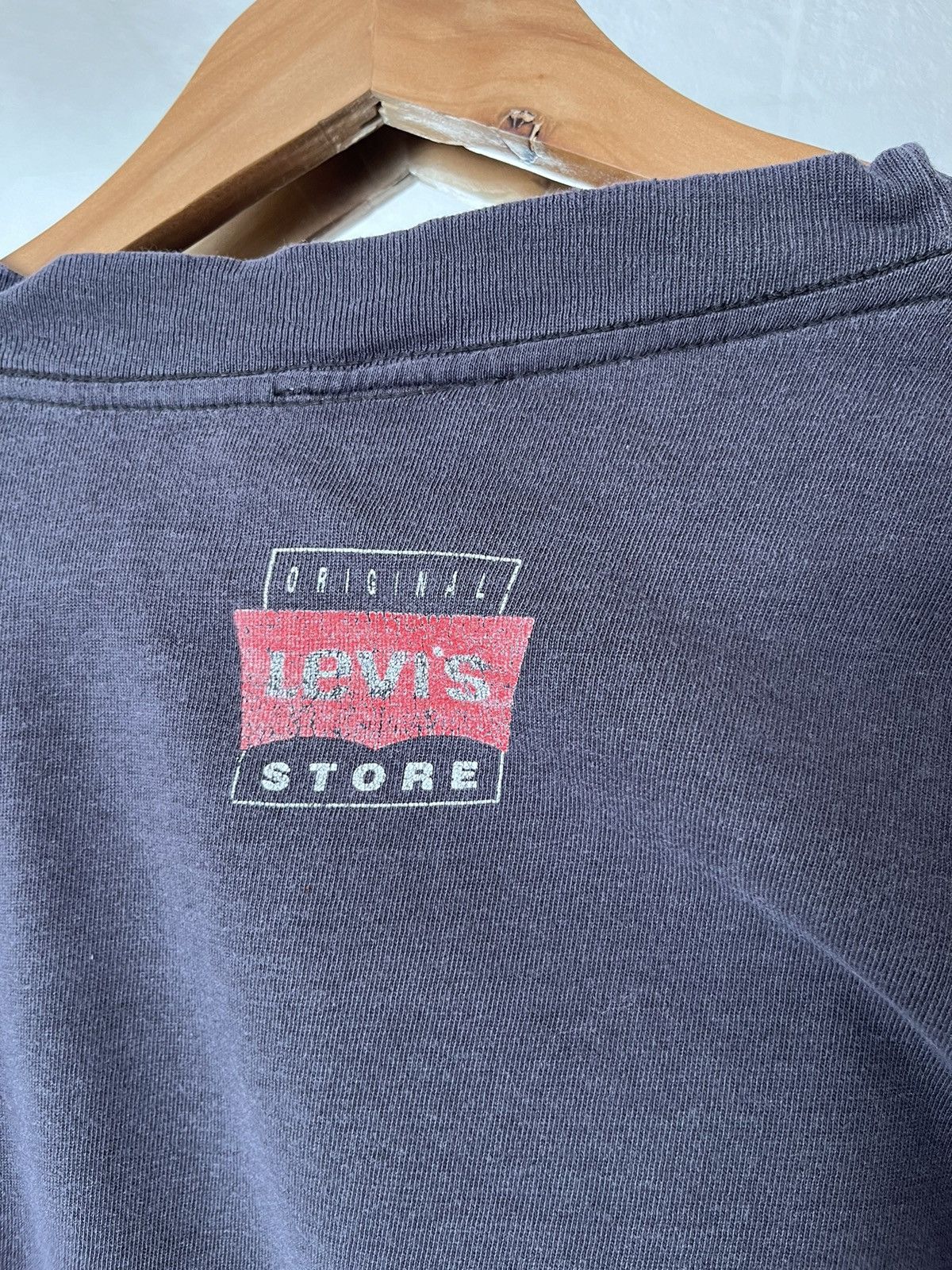 Levi's Vintage Clothing Vintage 80s Levis Legend Faded Gray Single stitch Tee Shirt Size US L / EU 52-54 / 3 - 4 Thumbnail