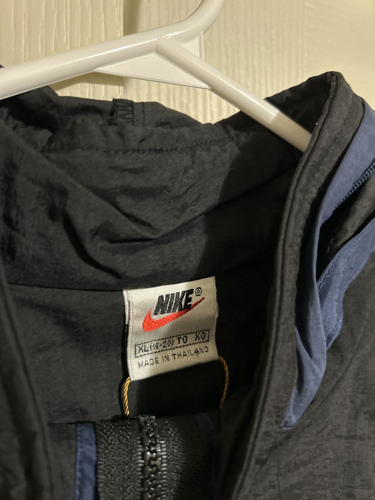Nike × Vintage Vintage Nike raincoat Size US L / EU 52-54 / 3 - 3 Thumbnail
