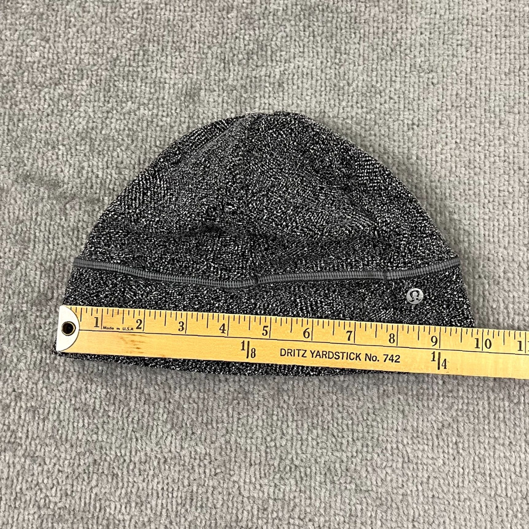 Lululemon Lululemon Beanie Womens OS Sparkle Black White Running Ponytail Hole Activewear Size ONE SIZE - 5 Thumbnail
