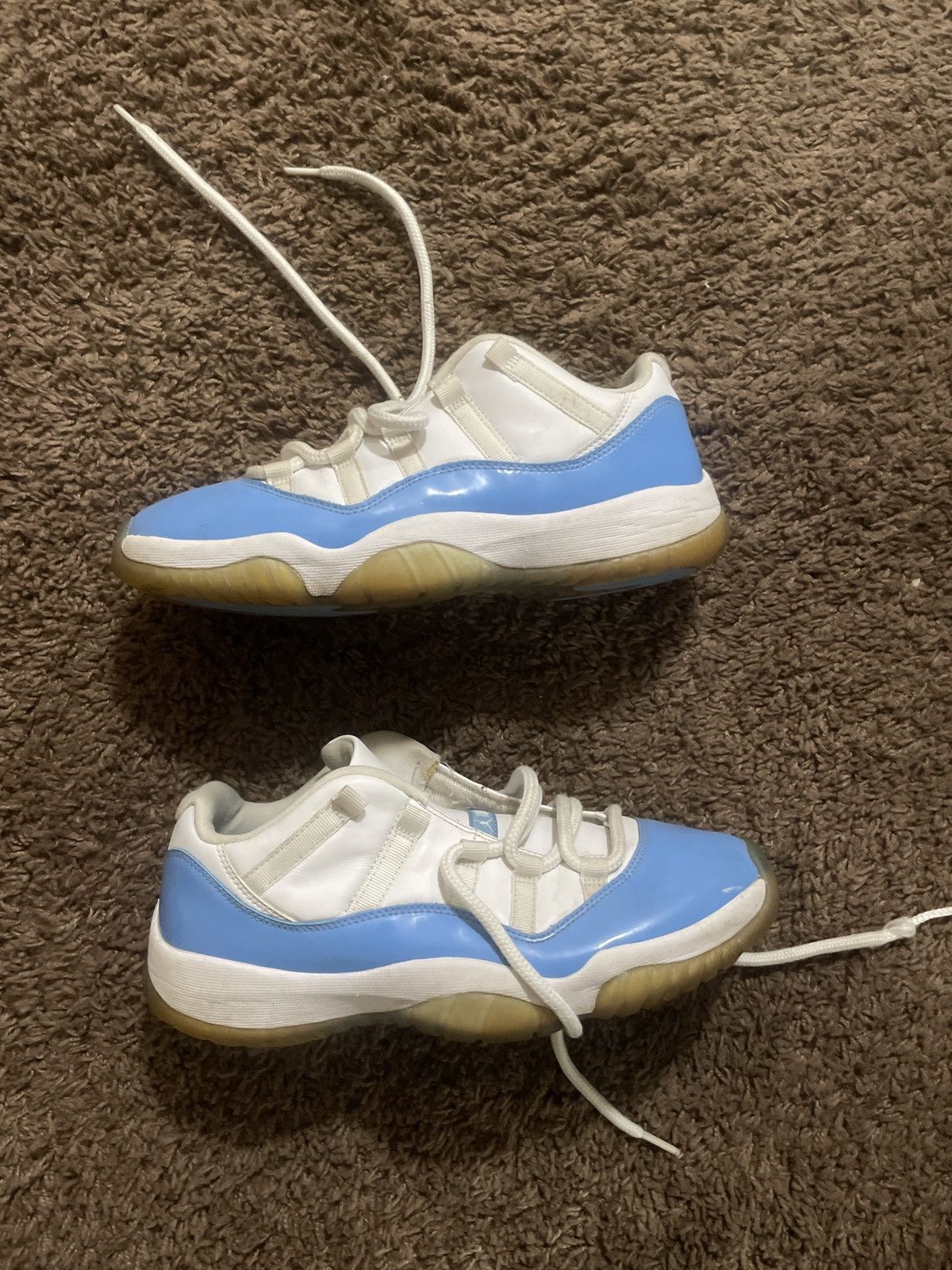Jordan Brand University blue low Size US 9 / EU 42 - 5 Thumbnail