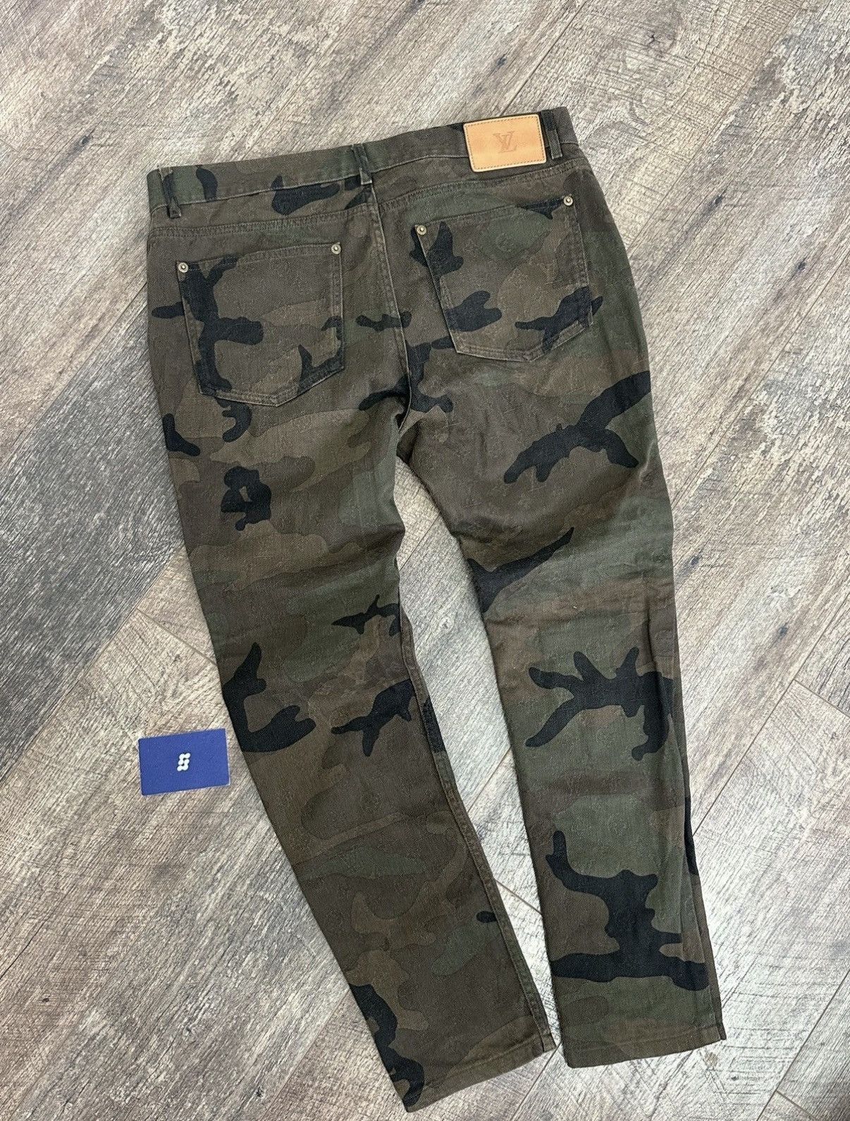 Louis Vuitton × Supreme Supreme x Louis Vuitton cargo Denim Size US 33 - 2 Thumbnail