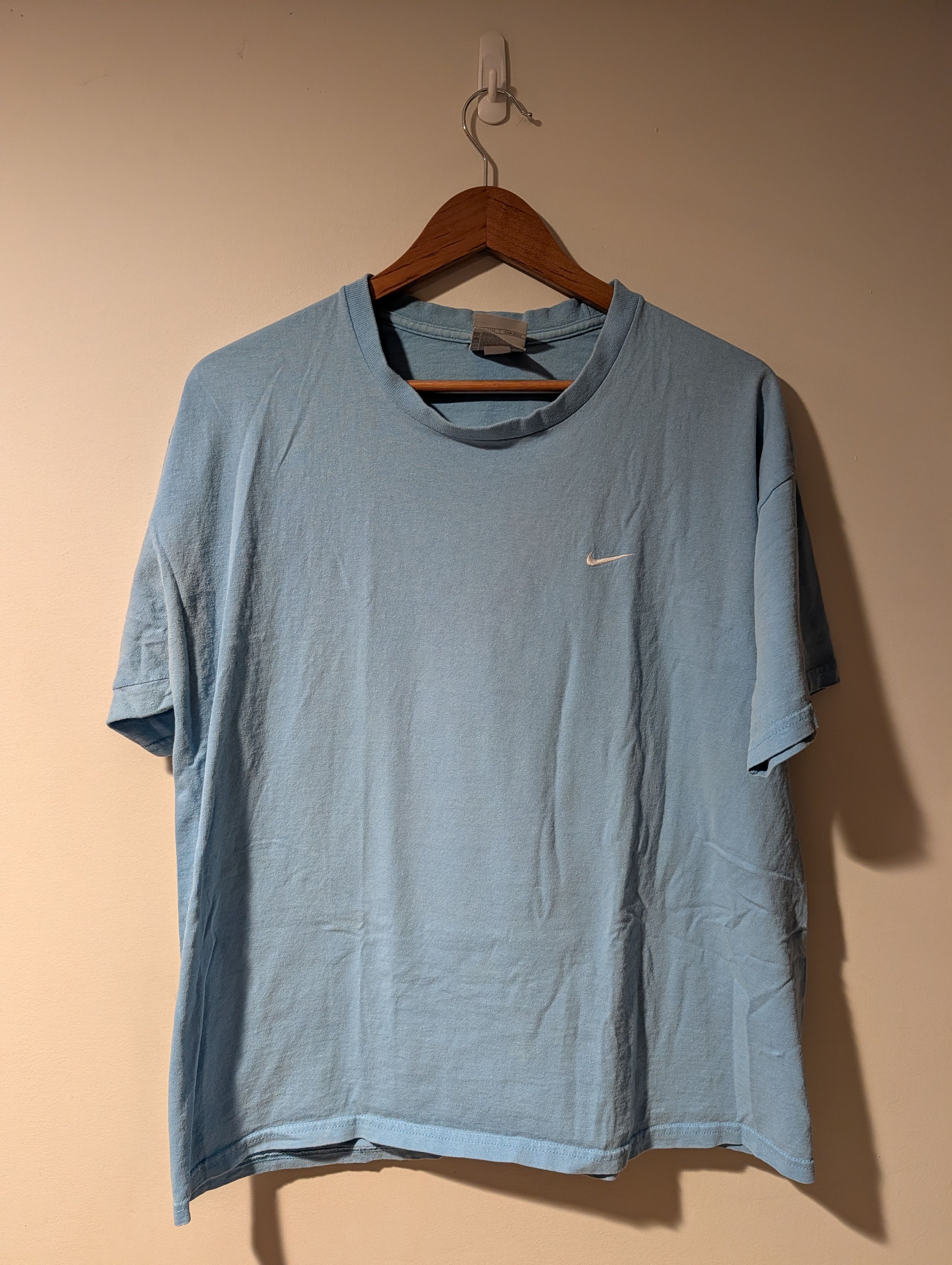 Nike Vintage Nike Mini Swoosh T Shirt Medium Blue Boxy Fit Mexico Size US M / EU 48-50 / 2 - 1 Thumbnail