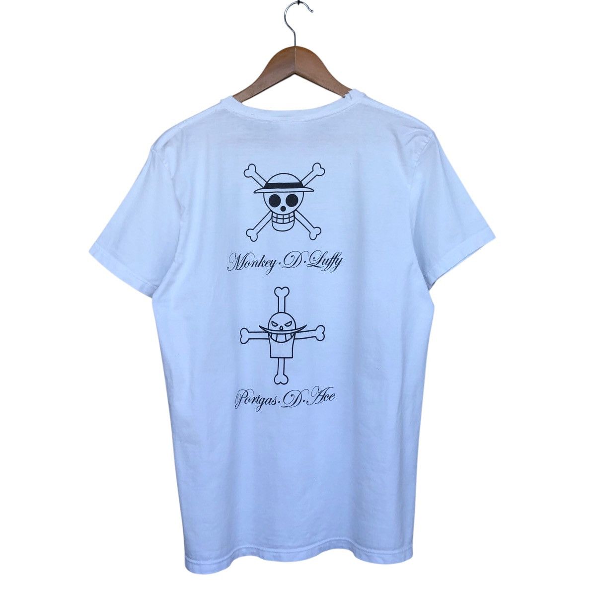 One Piece Distressed ONE PIECE ovp tshirt Size US L / EU 52-54 / 3 - 2 Thumbnail