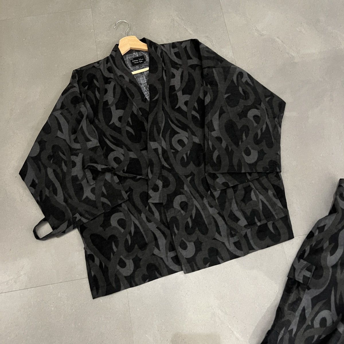 Number (N)ine AW04 Number Nine Give Peace A Chance Tribal Jinbei Set Size US M / EU 48-50 / 2 - 2 Thumbnail