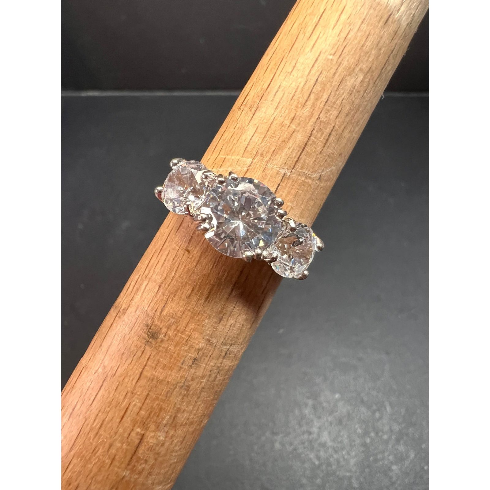 Other Vintage 3 stone CZ sterling silver ring size 7 Size ONE SIZE - 1 Thumbnail
