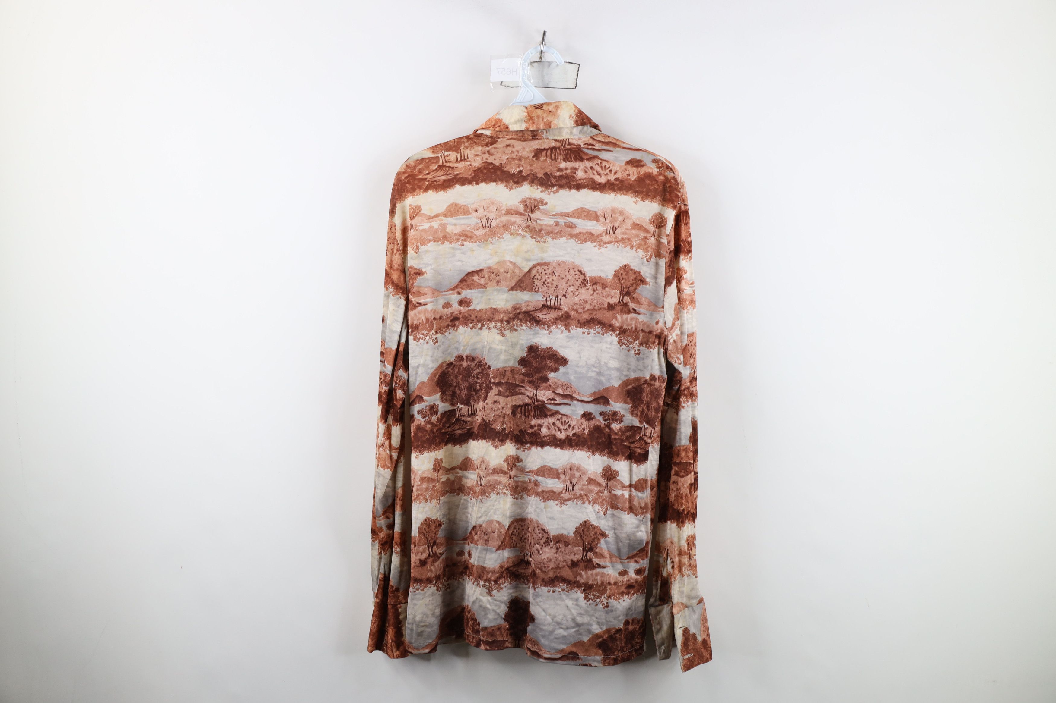 Vintage Vintage 70s Streetwear All Over Print Knit Button Shirt USA Size US L / EU 52-54 / 3 - 13 Thumbnail
