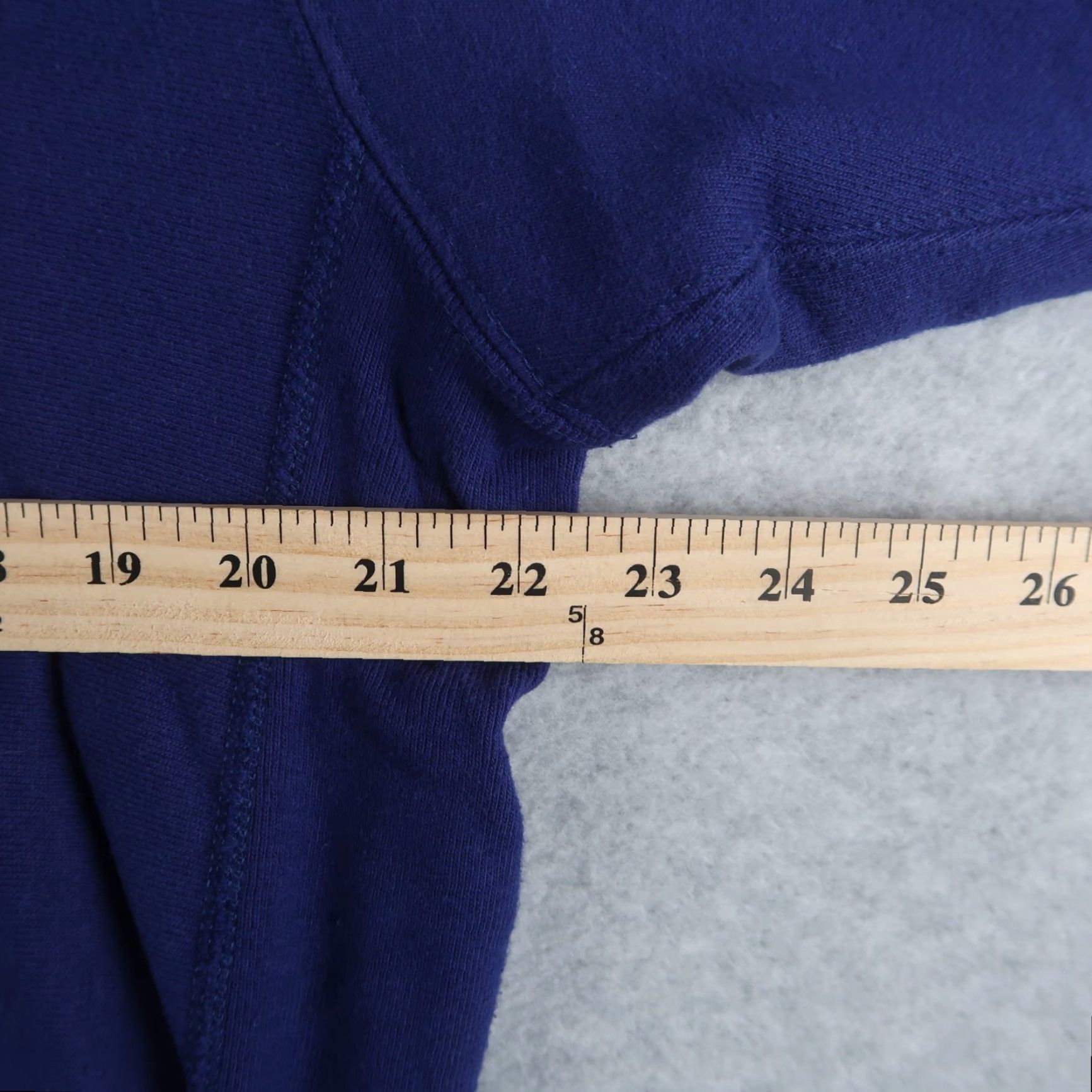 Champion VINTAGE Champion Reverse Weave Crewneck Sweatshirt XL Blue 90s Sports Mens USA Made Size US XL / EU 56 / 4 - 7 Thumbnail