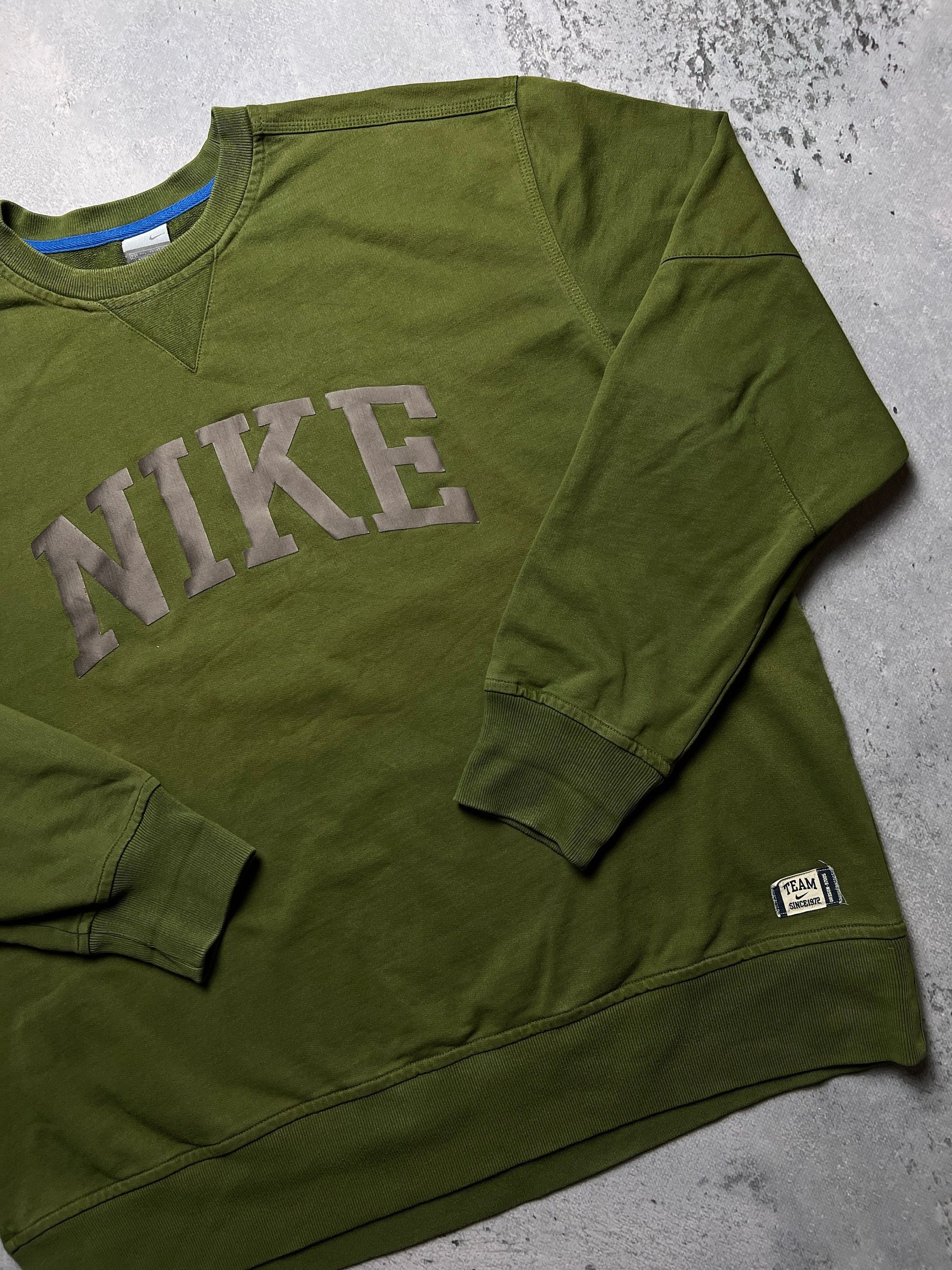Nike Vintage Crewneck Nike boxy center swoosh y2k fits logo USA Size US XXL / EU 58 / 5 - 4 Thumbnail