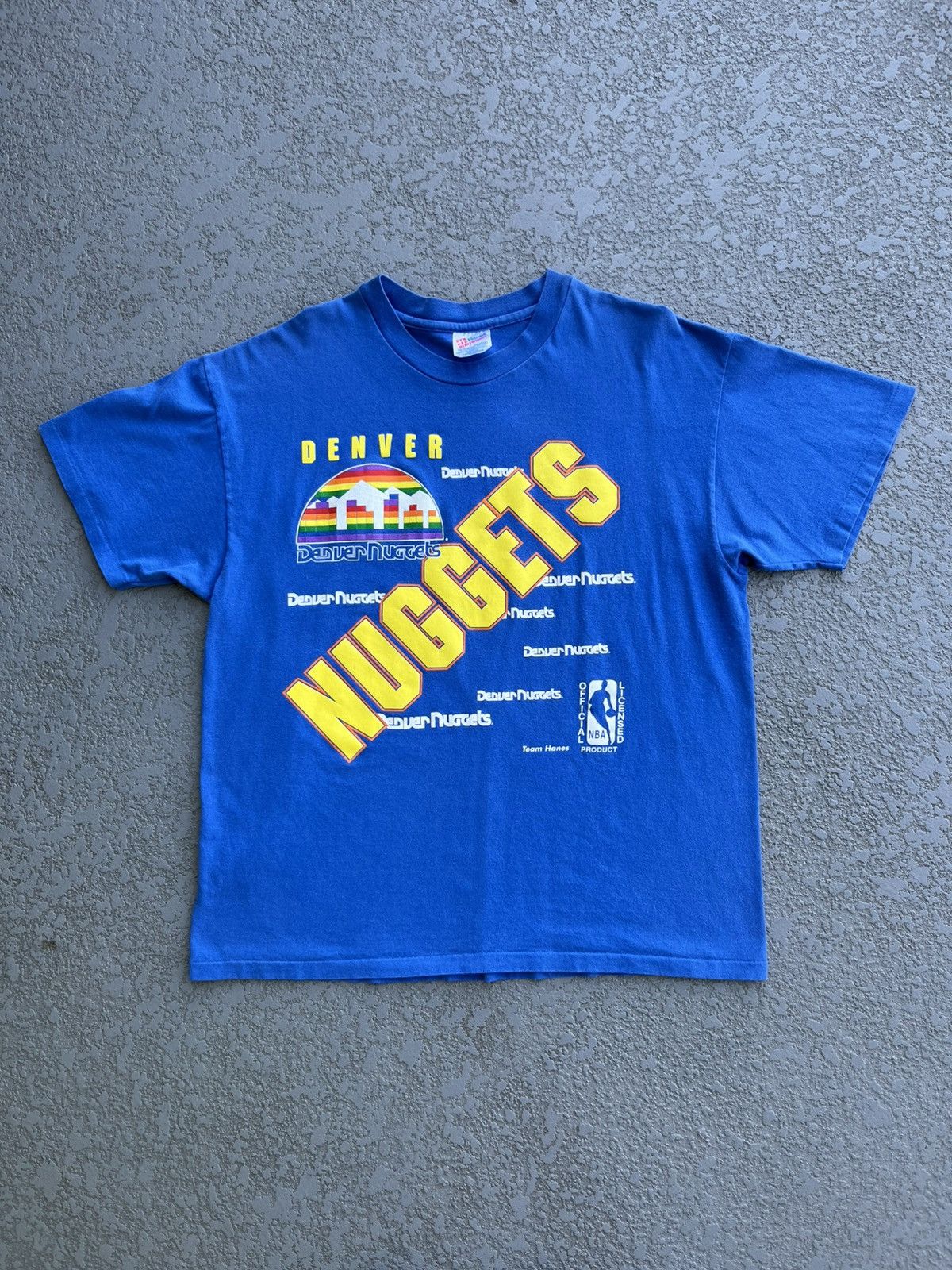 NBA Vintage 90s Denver Nuggets Skyline Basketball Hanes T Shirt Size US XL / EU 56 / 4 - 1 Thumbnail