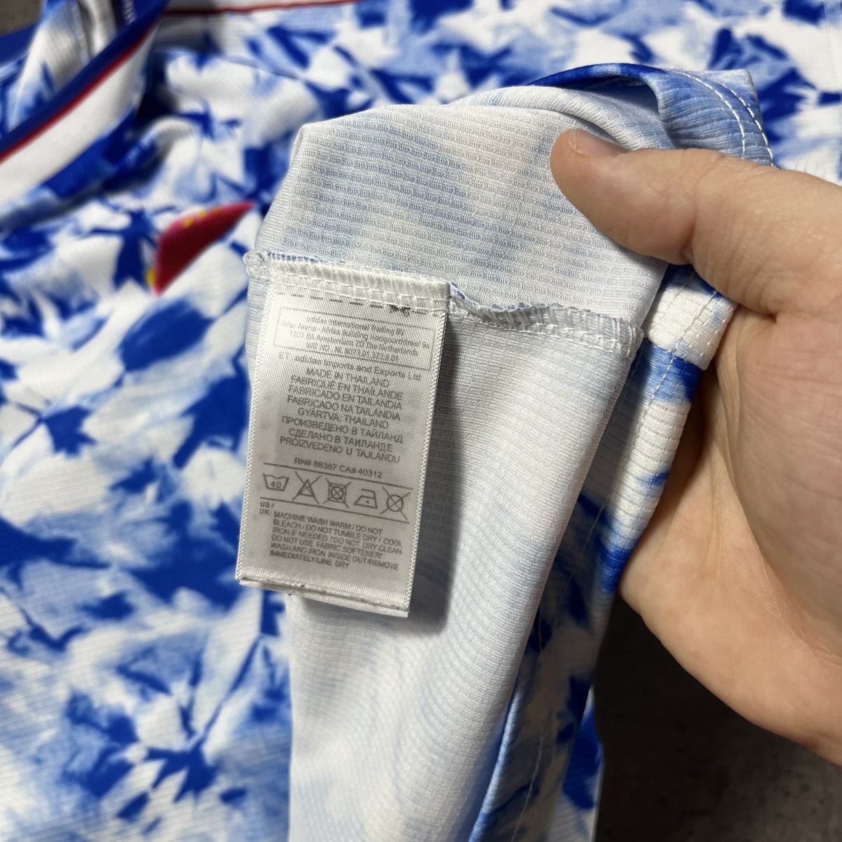 Adidas Adidas Manchaster United Humanrace Jersey Tee Blokecore Size US L / EU 52-54 / 3 - 12 Thumbnail
