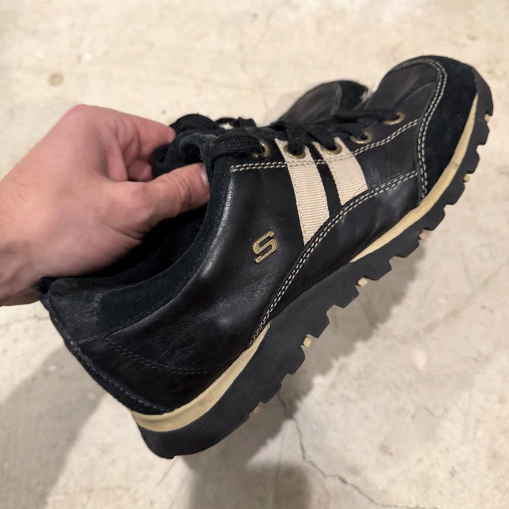 SKECHERS Skechers Sneakers Women Black Retro Suede Leather Size 8.5 46077 Tears Distres Size US 6 / IT 36 - 4 Thumbnail