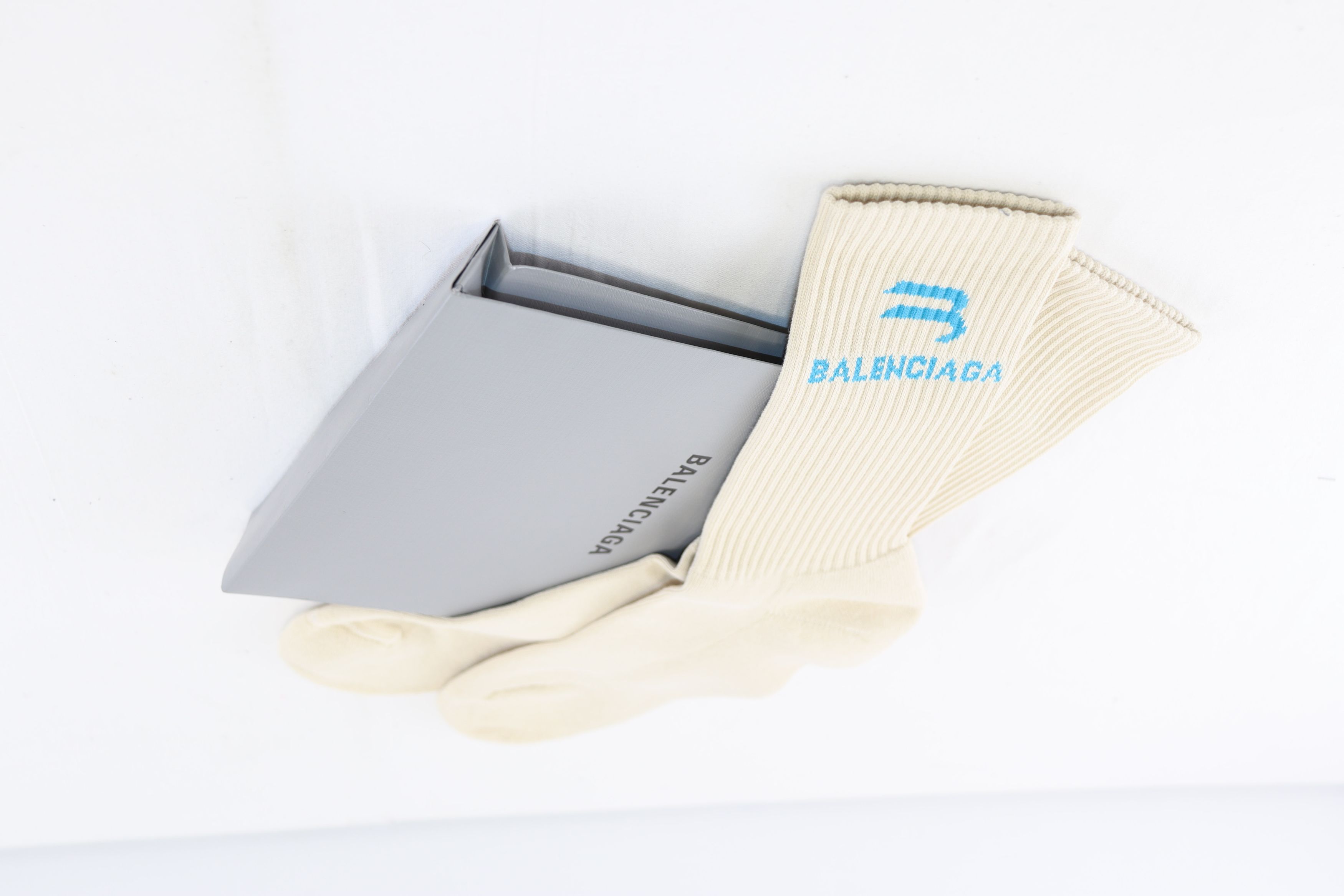 image of Balenciaga O1Rshd1 Size: L / Socks In Beige, Men's