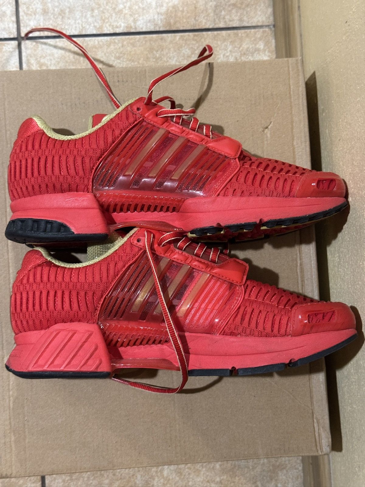 Adidas Adidas x coca cola 42 8 1/2 Size US 8.5 / EU 41-42 - 8 Thumbnail