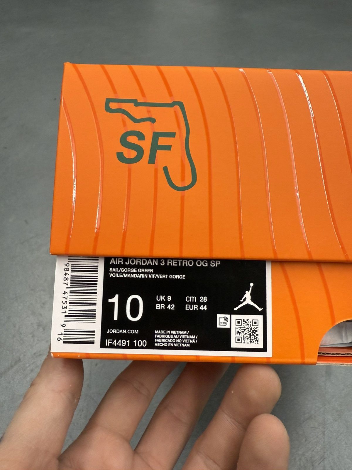 Nike 2025 Jordan 3 Retro SP SoleFly Miami Size US 10 / EU 43 - 17 Thumbnail
