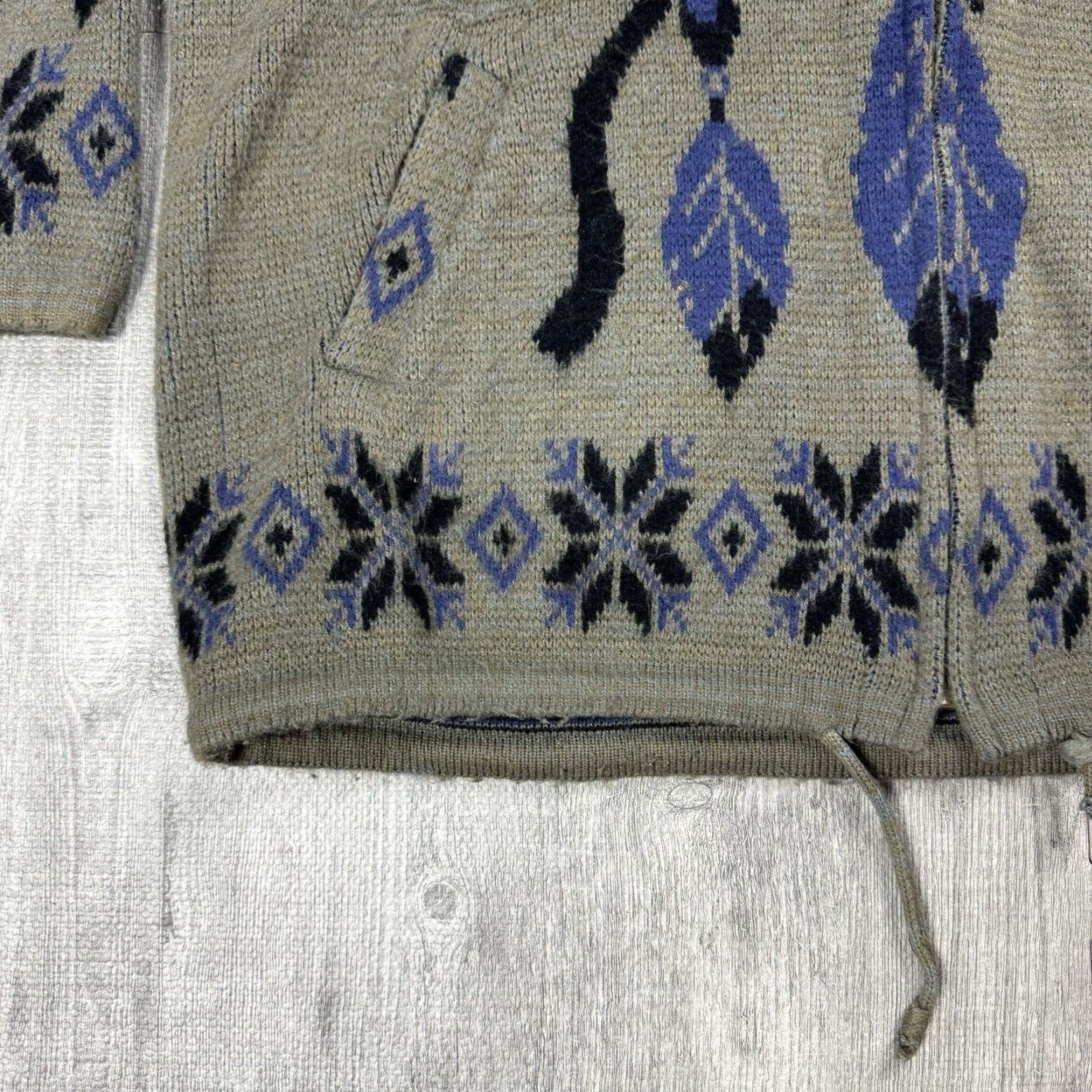 Vintage VINTAGE Tejidos Atahualpa Alpaca Wool Full Zip Hoodie Chief Feather Graphic Sweater L Gray Unisex Adults Knitted Aztec 90s Style Mens Womens Size L / US 10 / IT 46 - 3 Thumbnail