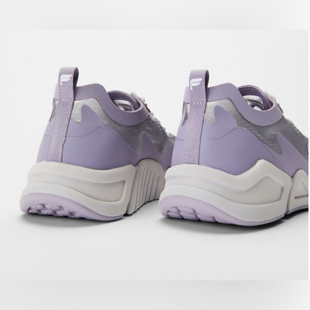 Fabletics Fabletics Larchmont Performance Sneaker. Light plum. Mesh i Size US 7.5 / IT 37.5 - 4 Thumbnail