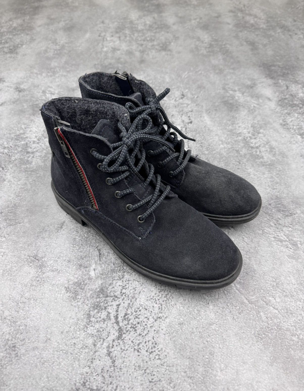 Daniel Hechter Daniel Hechter Men Navy Suede Boots Size 42 Size US 9 / EU 42 - 1 Thumbnail