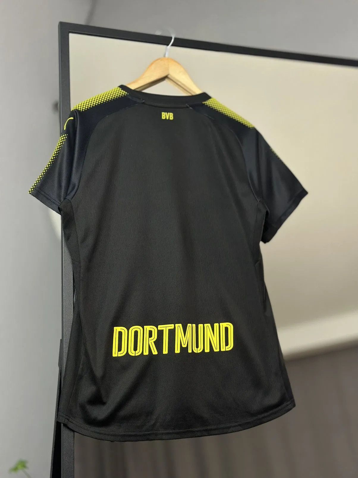 Puma 👉 Borussia Dortmund 2017/18 Puma Football Soccer Jersey Size US XL / EU 56 / 4 - 12 Thumbnail