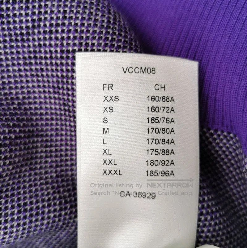 Louis Vuitton Louis Vuitton Graphic Knit Sweater in Purple. Size US S / EU 44-46 / 1 - 7 Thumbnail