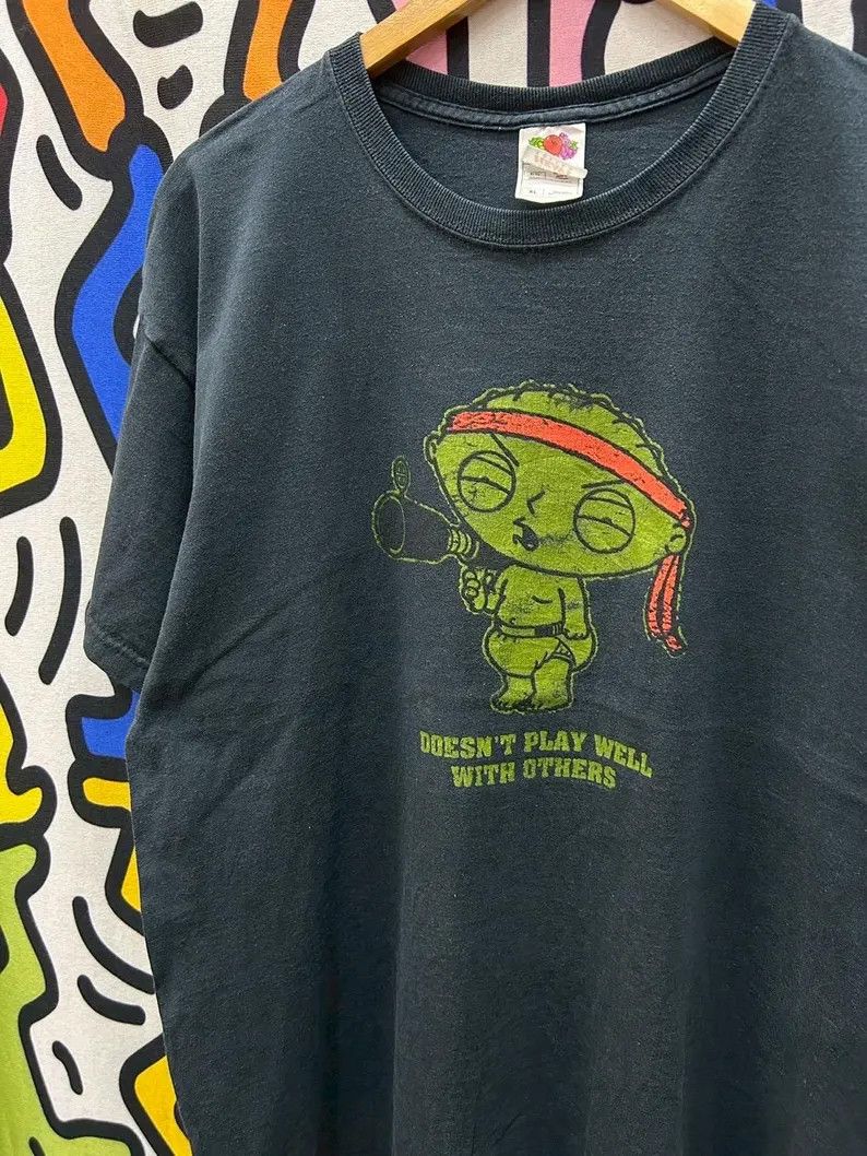 Vintage Vintage 2000s Family Guy tshirt size XL Size US XL / EU 56 / 4 - 1 Thumbnail