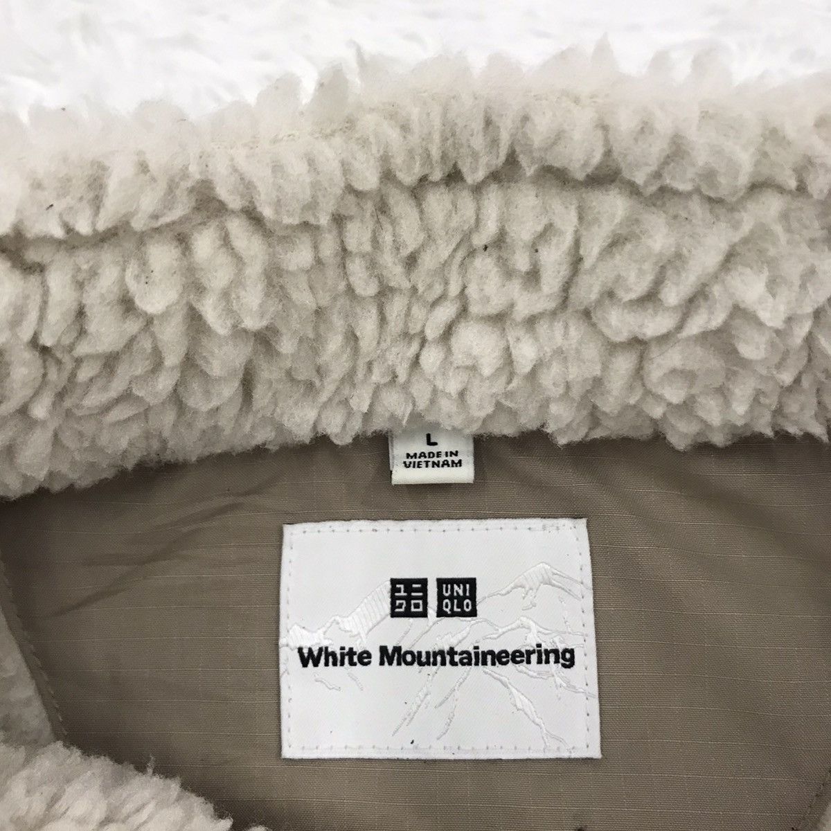 Uniqlo × White Mountaineering White mountaineering x uniqlo half snap fleece size L Size US L / EU 52-54 / 3 - 6 Thumbnail