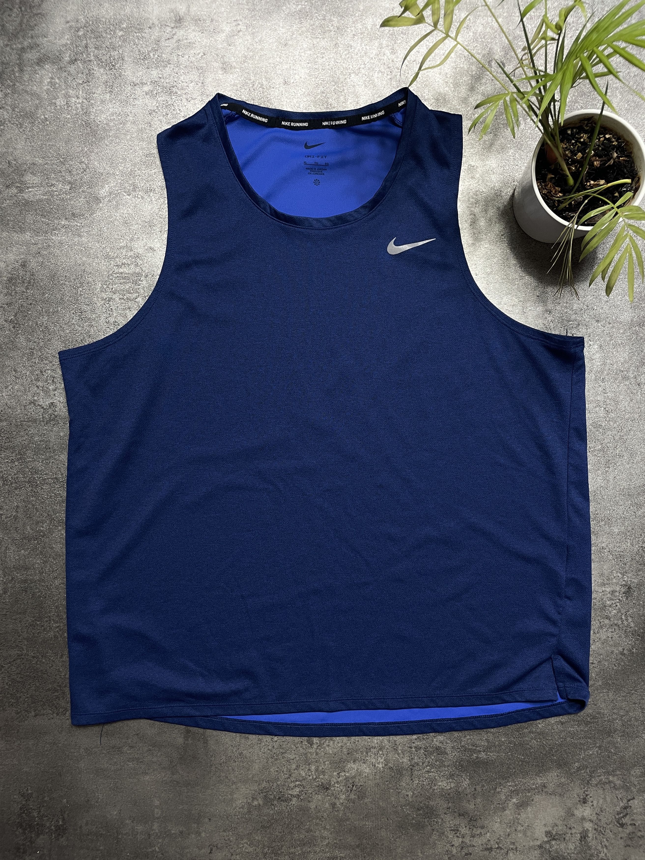 Nike Nike Sportswear Swoosh Tank Top Size US XL / EU 56 / 4 - 1 Thumbnail