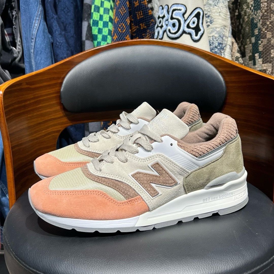 New Balance New Balance Lowtop Sneakers 44 Men Size US 10.5 / EU 43-44 - 1 Thumbnail