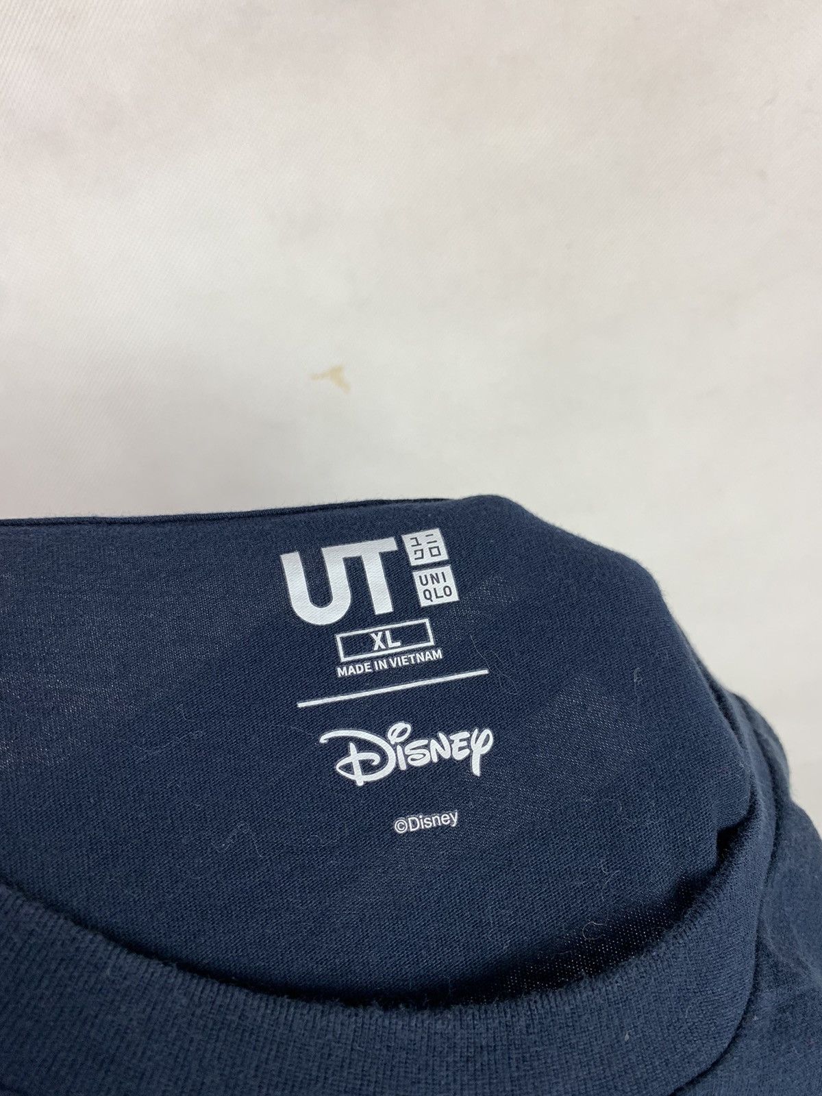 Disney Steals! Donald Duck Uniqlo Disney Pocket Tee Size US XL / EU 56 / 4 - 6 Thumbnail