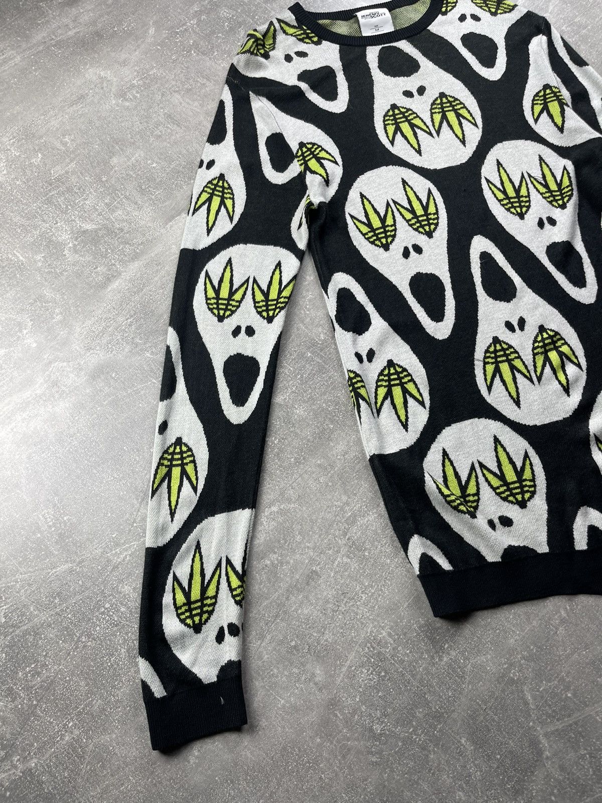 Adidas × Jeremy Scott Adidas x Jeremy Scott “Ghost Weed Faces” All-Over Sweater Size US M / EU 48-50 / 2 - 5 Thumbnail