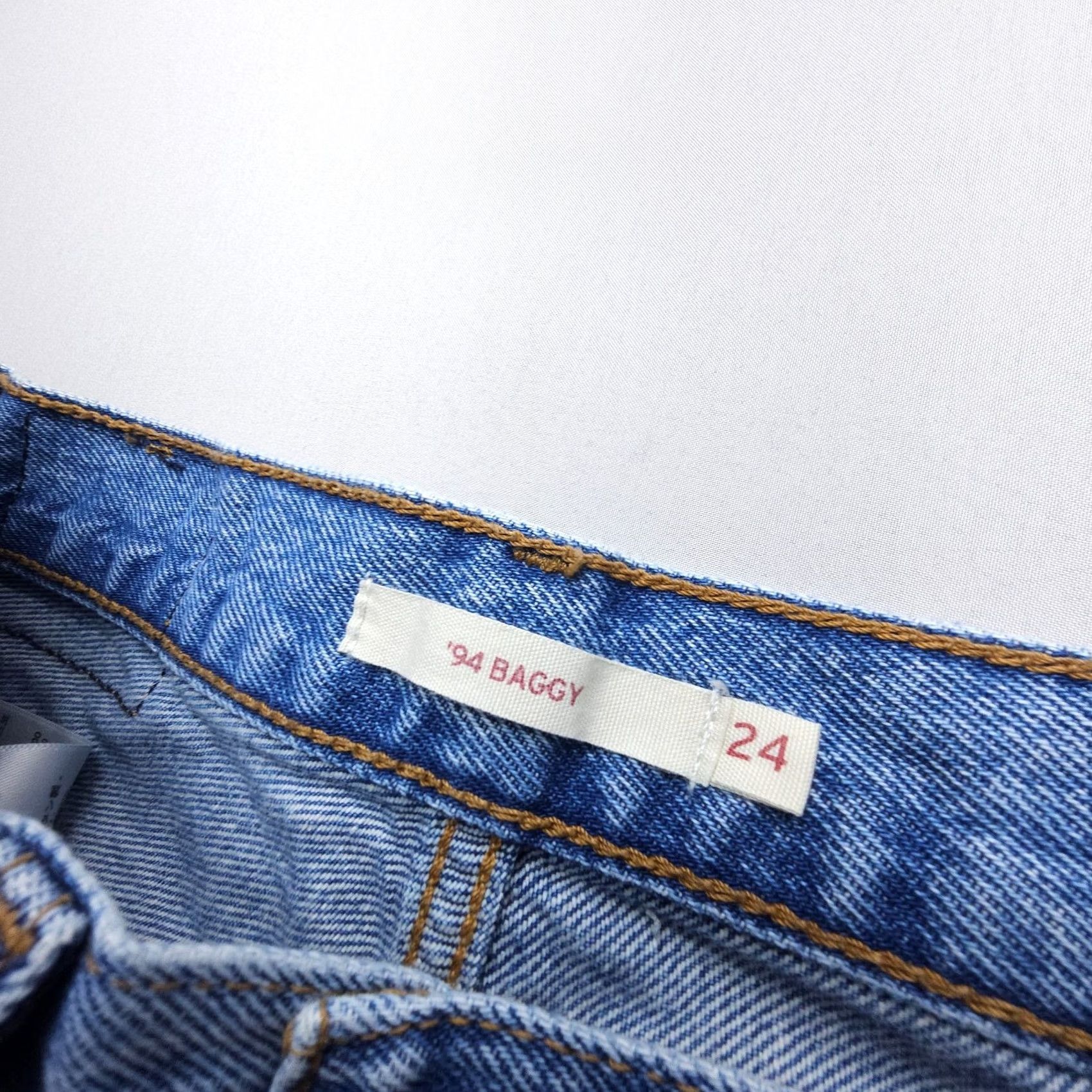 Levi's Levi's Jeans Baggy Straight 94 Womens 24 Blue Inseam 29" Distressed 100% Cotton Relaxed Vintage: No Size 42" / US 20 - 3 Thumbnail