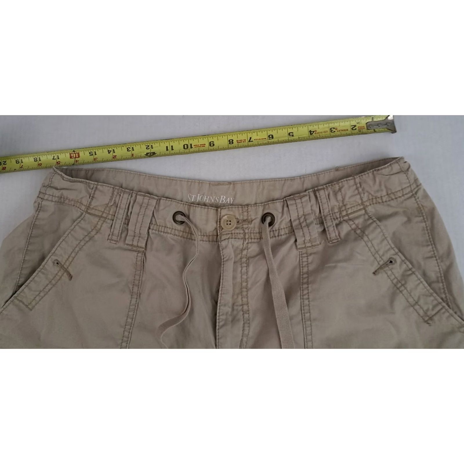 Vintage VINTAGE St. Johns Bay Khaki Hiking-Camping Shorts 16W Beige 100% Cotton Cargo with Pockets Regular Fit Women's Shorts Women Size 38" / US 16 / IT 52 - 5 Thumbnail