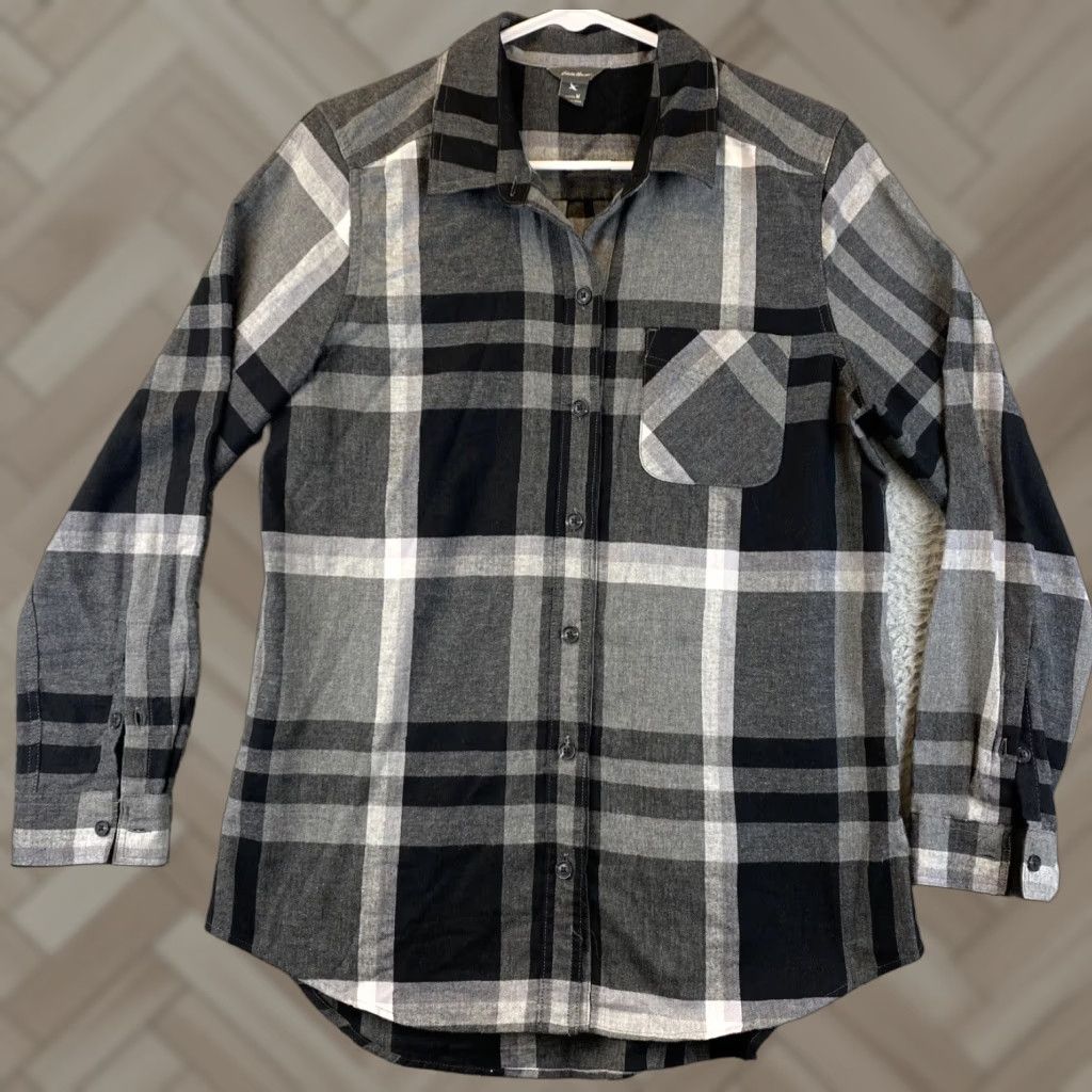 Eddie Bauer Eddie Bauer Blouse Shirt Women Size M Long Sleeve Multicolor Plaid Button-Up Non-Iron Wrinkle-Resistant Size M / US 6-8 / IT 42-44 - 1 Thumbnail