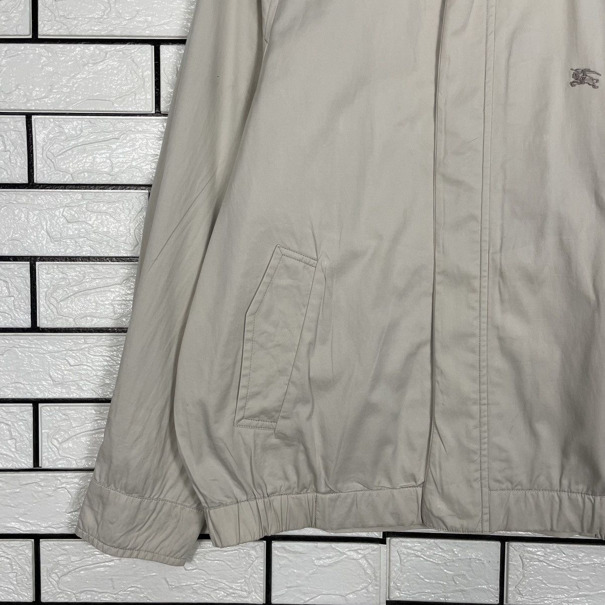 Burberry Burberry London Bomber Jacket Size US M / EU 48-50 / 2 - 3 Thumbnail