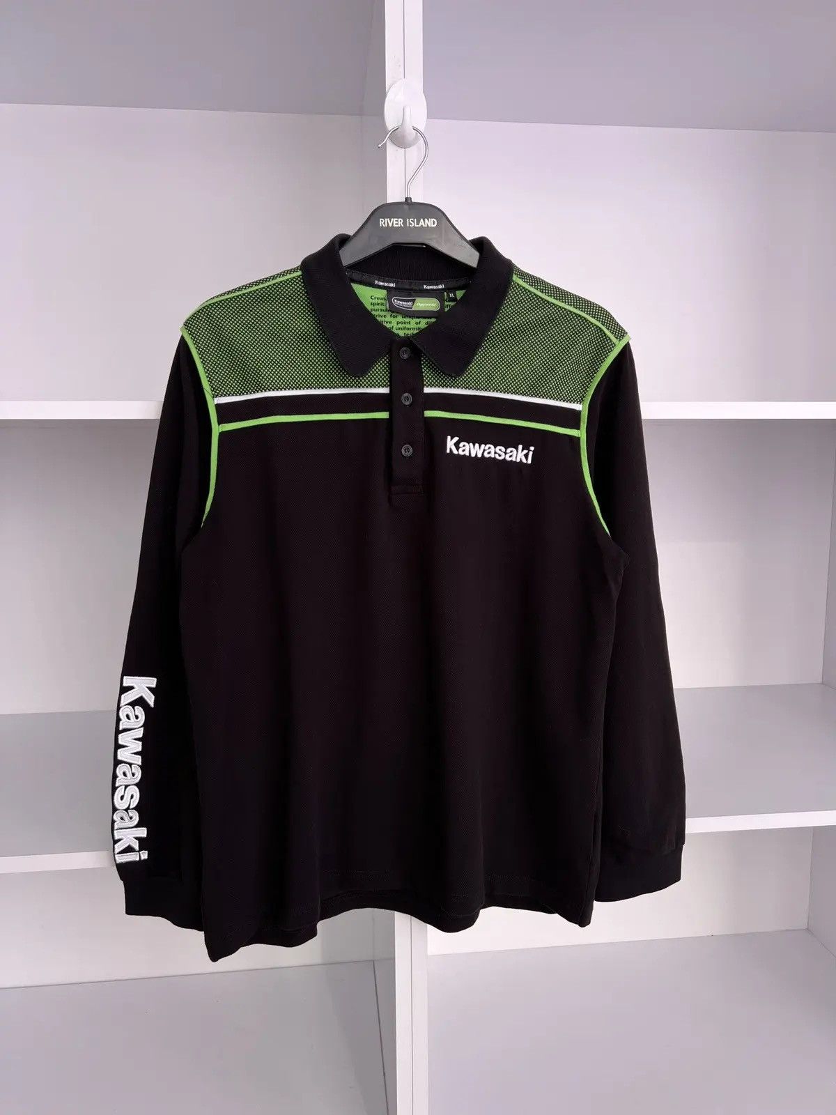 Vintage Vintage Kawasaki Racing Team Long Sleeve T-Shirt Size US L / EU 52-54 / 3 - 4 Thumbnail