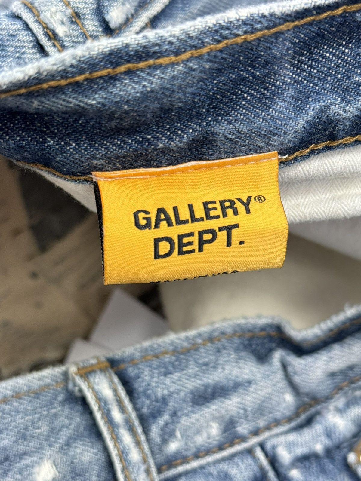 Gallery Dept. EXTRA 5001 LOGO PRINT DISTRESSED JEANS Size US 32 / EU 48 - 8 Thumbnail
