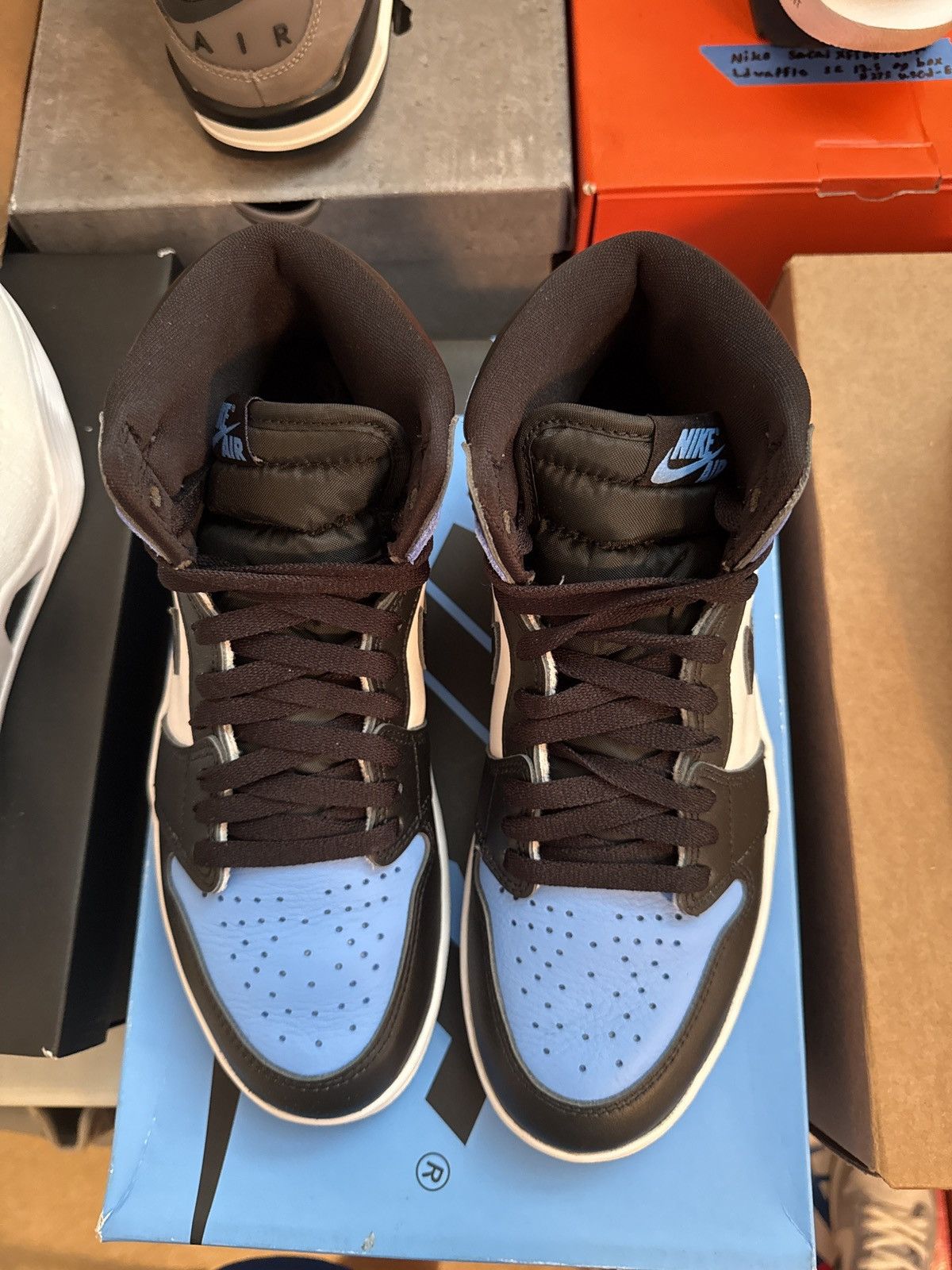 Jordan Brand Jordan 1 UNC Toe Size 8.5 Size US 8.5 / EU 41-42 - 5 Thumbnail