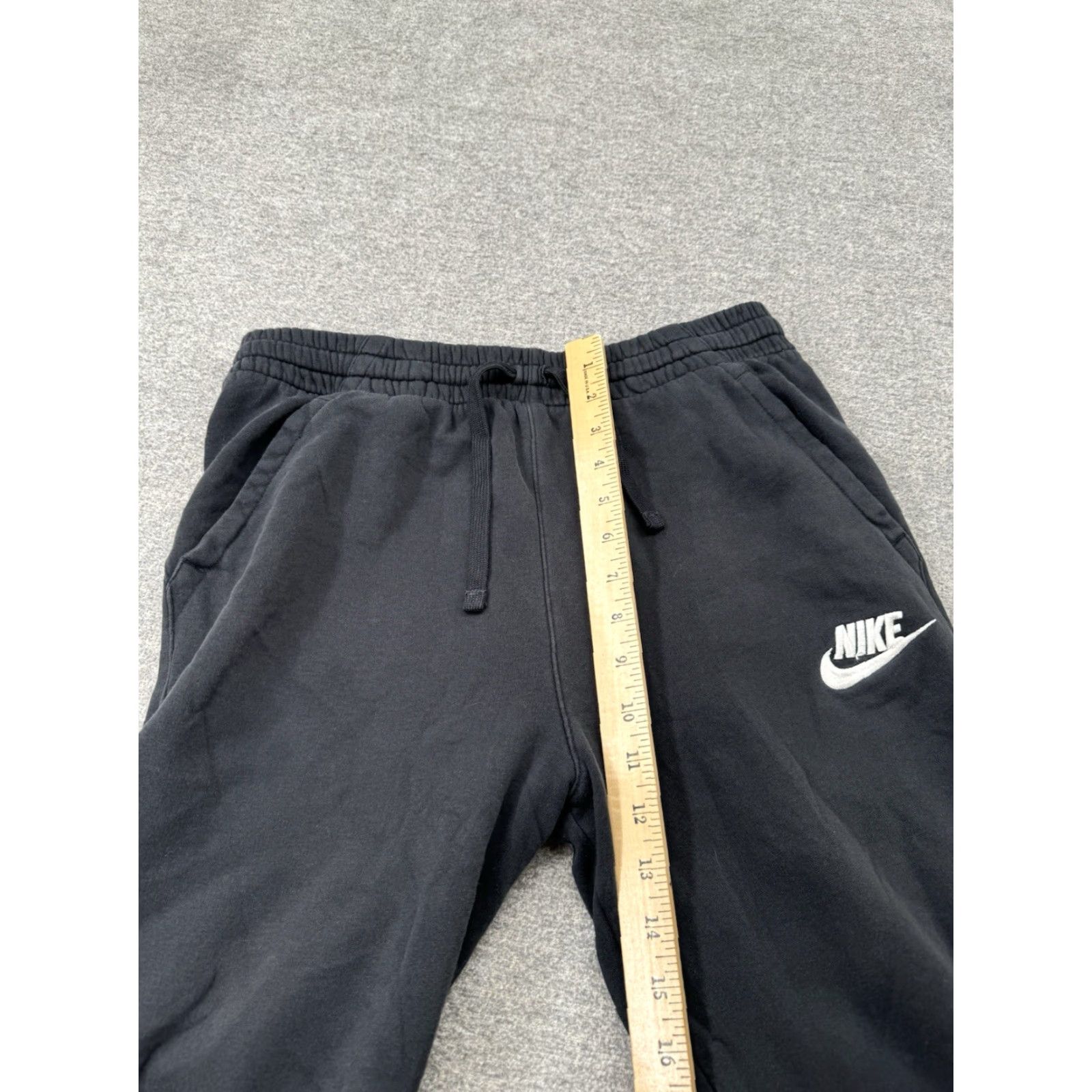 Nike Mens Nike Jogger Pants Sweatpants Gym Athletic Club Fleece Size XL Black Size US 36 / EU 52 - 4 Thumbnail